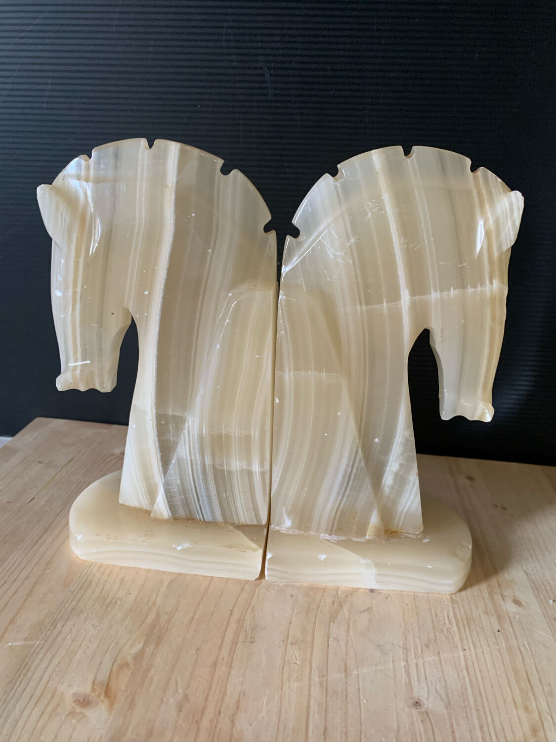 Pair of horse's head bookends