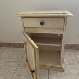 Bedside table