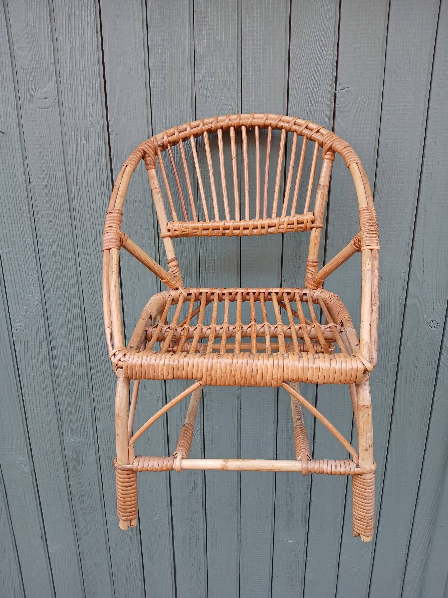 Petit fauteuil enfant en osier 
