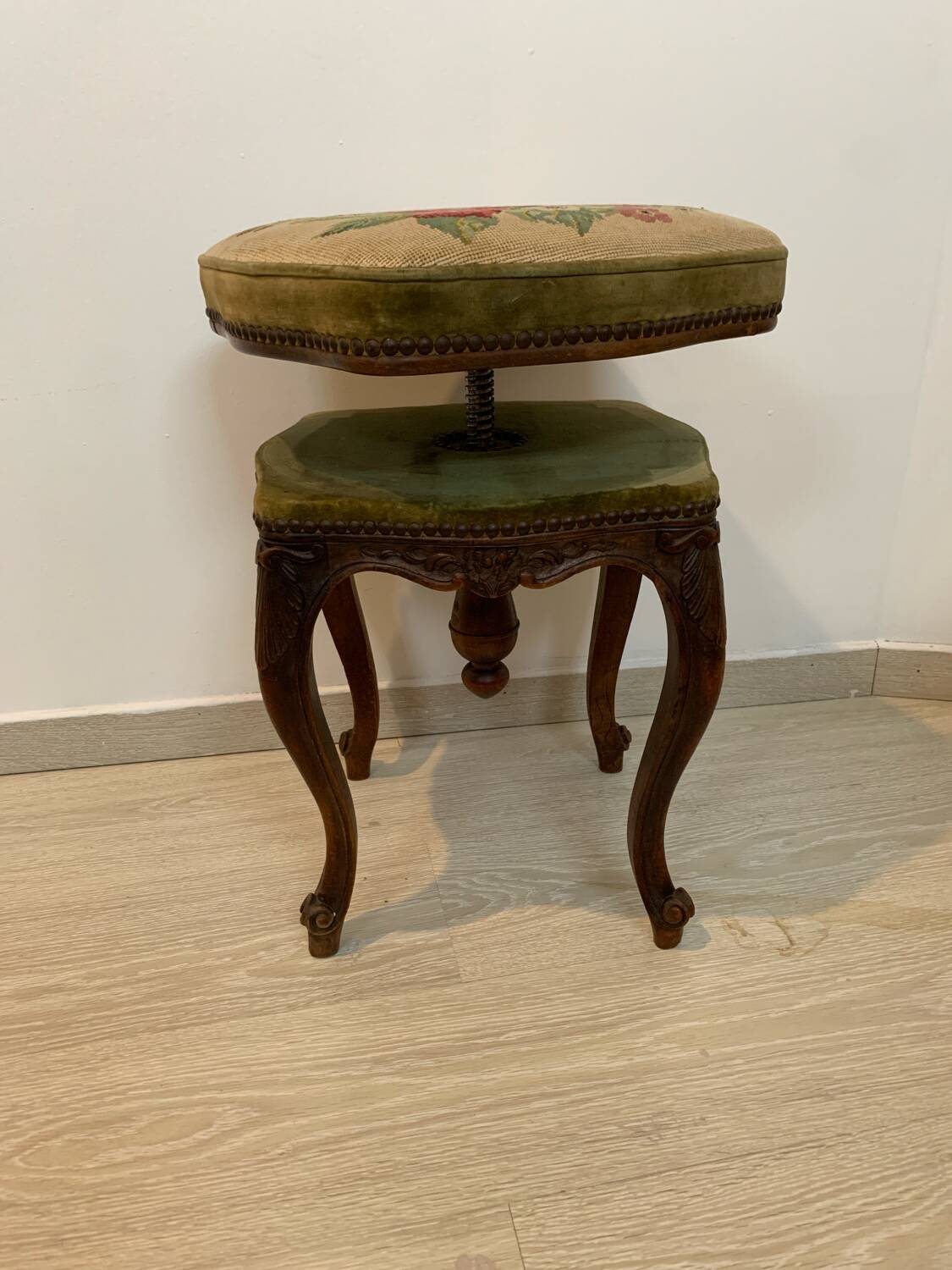 Tabouret à vis Louis XV