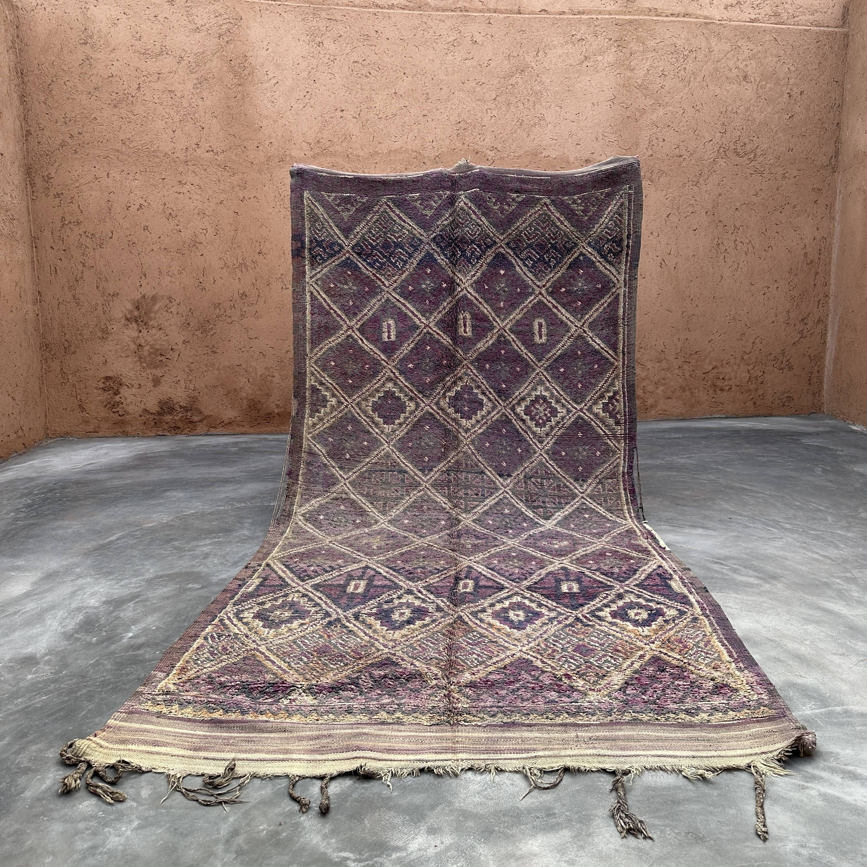 Moroccan carpet - 200 x 432 cm