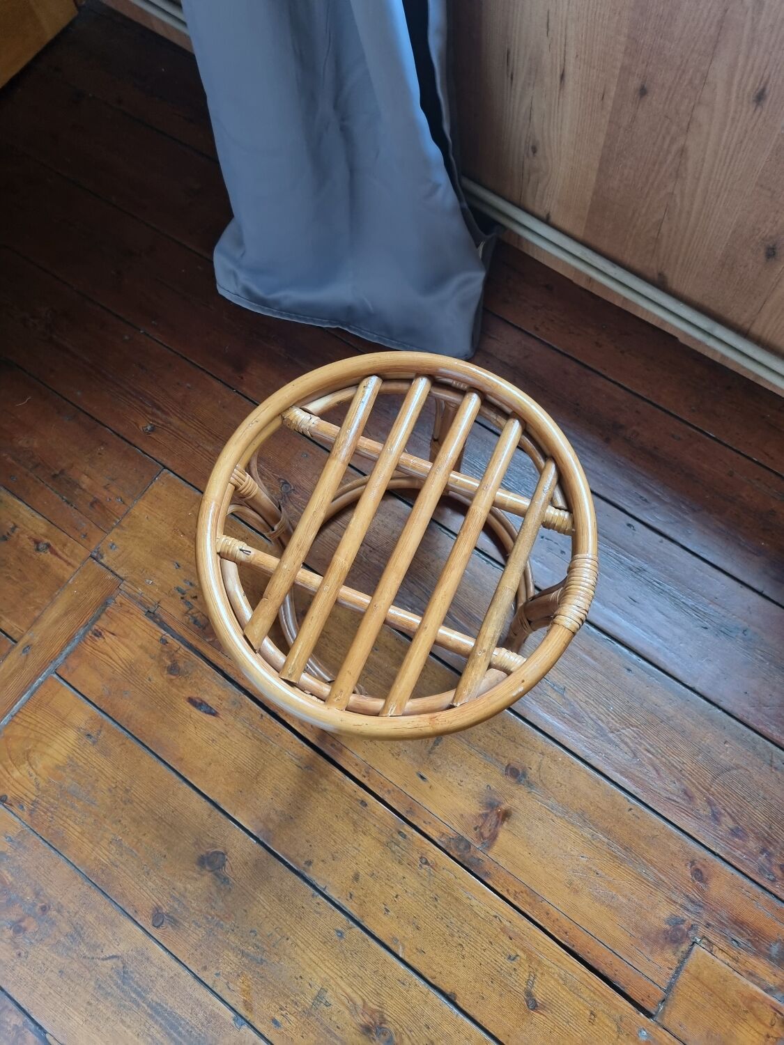 Rattan pouf