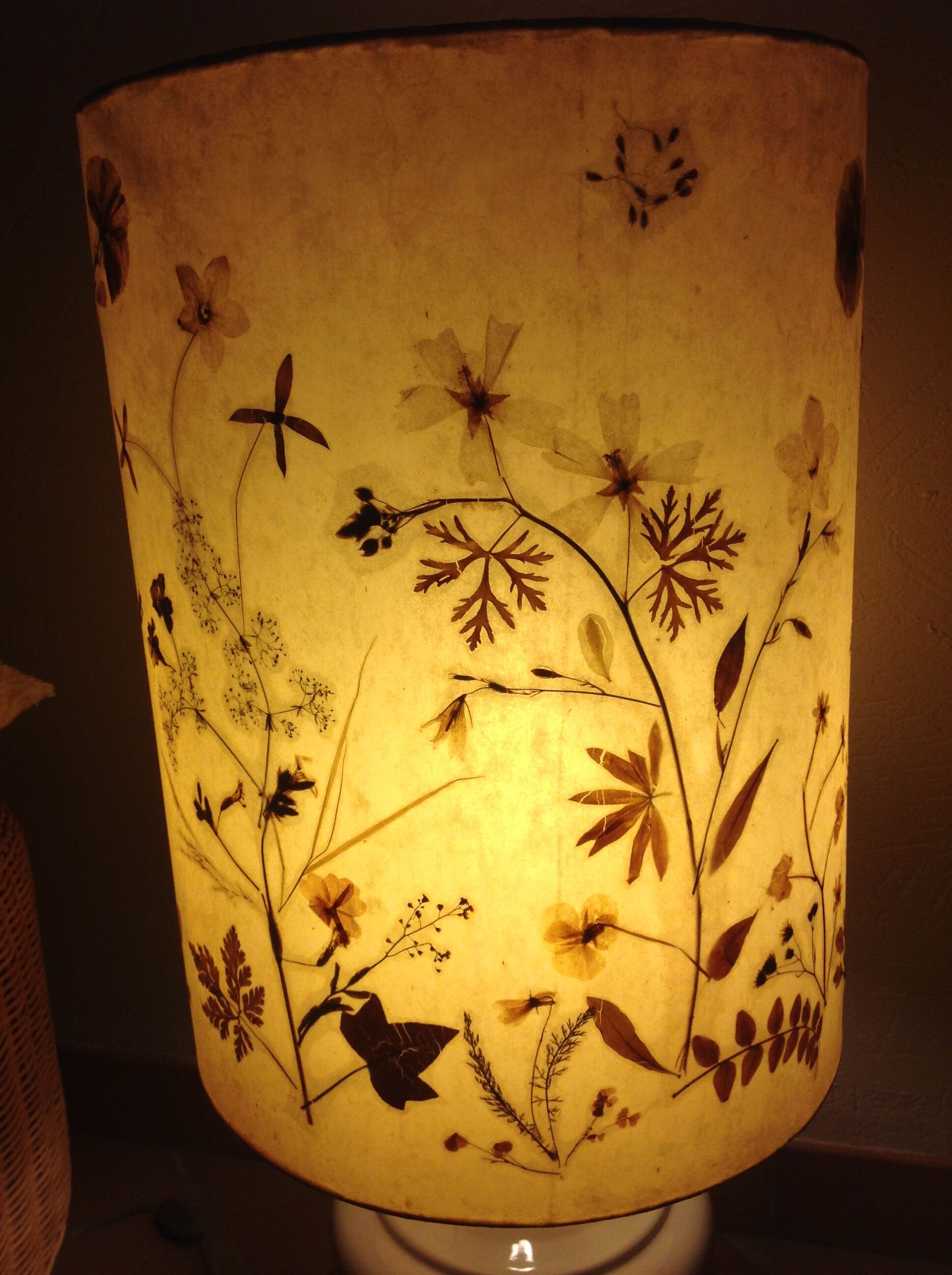 Ceramic floor lamp with a fat lava finish and herbarium shade / vintage 1960s-70s