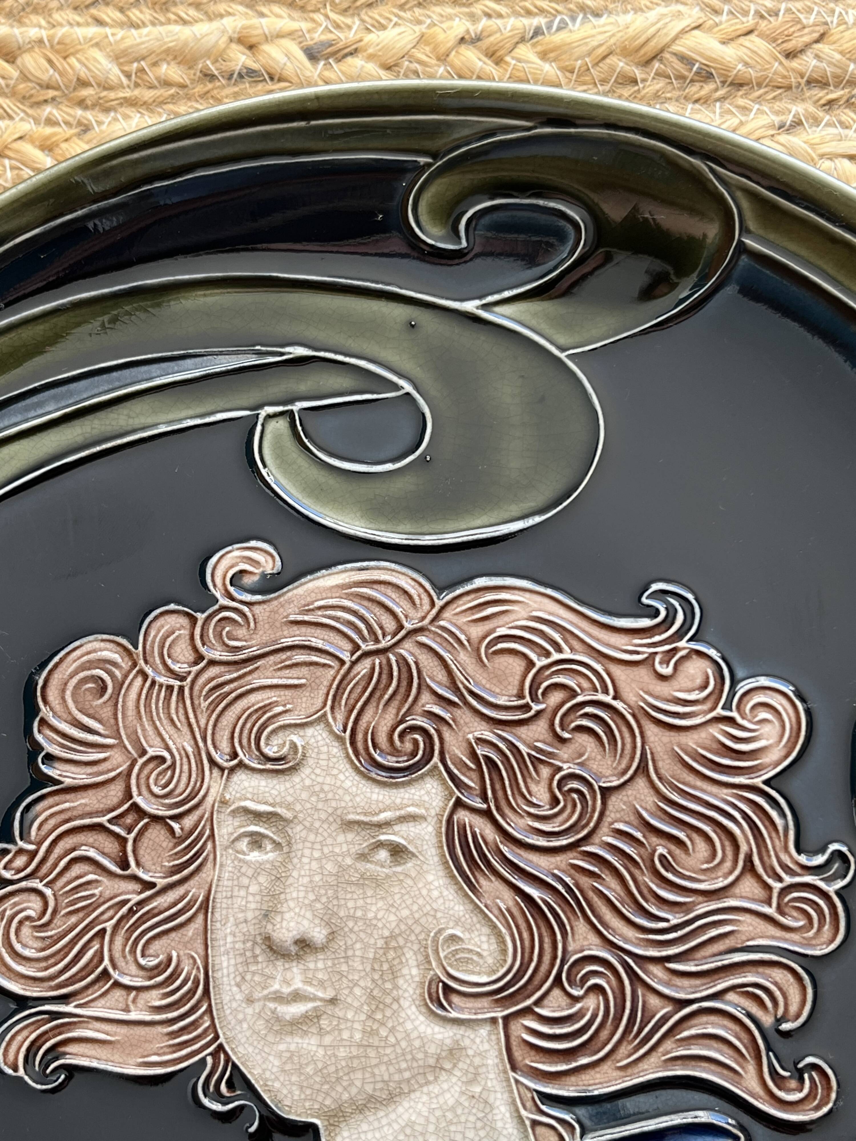 Majolica plate Art Nouveau