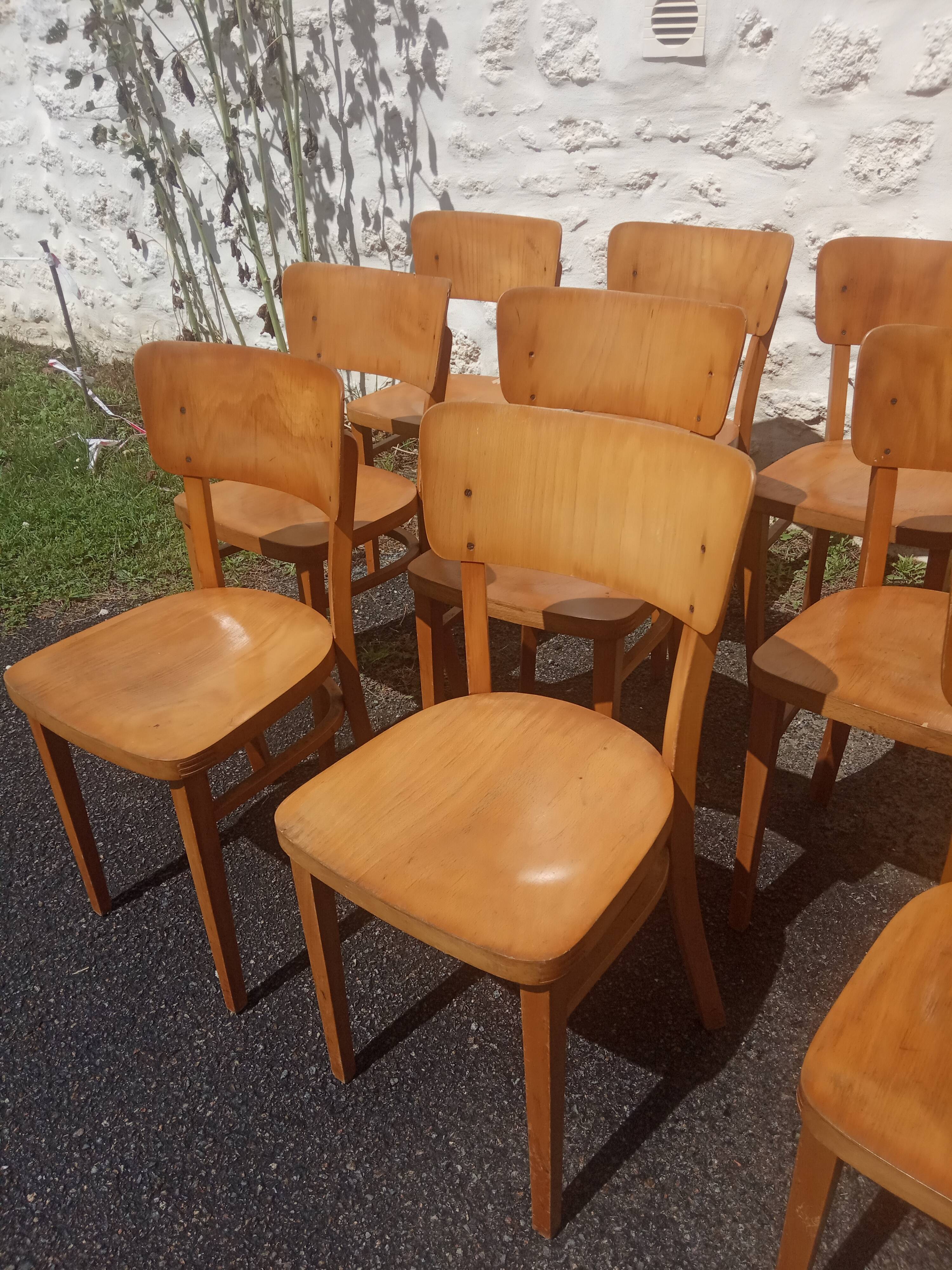 14 bistro chairs Thonet