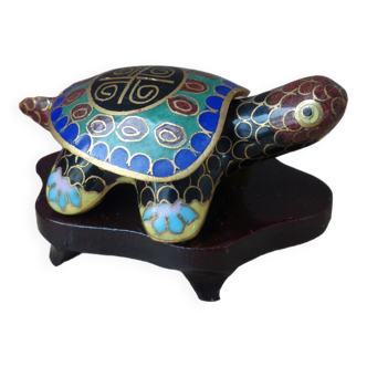 Boite miniature en forme de tortue cloisonné email sur socle en bois