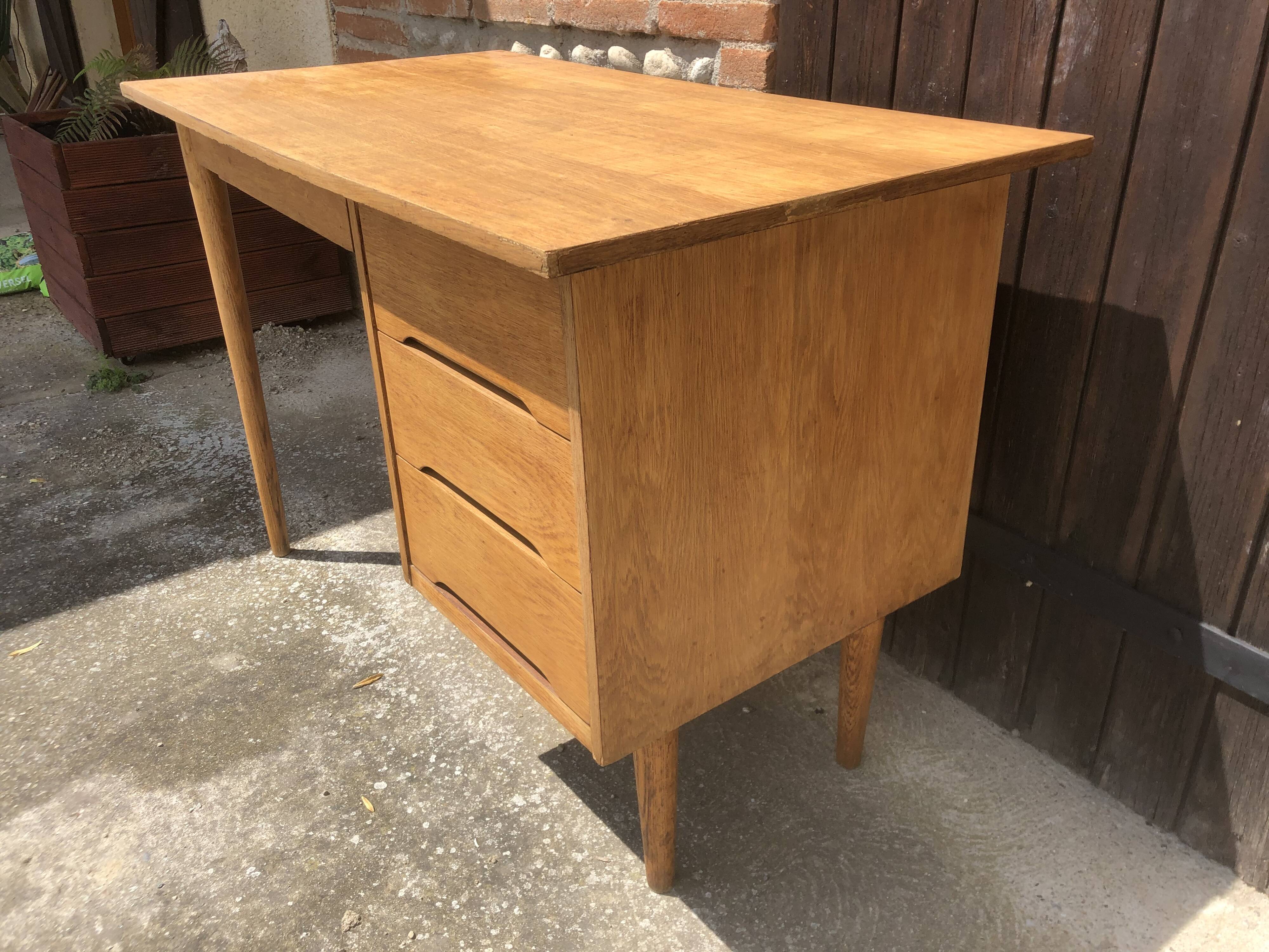 Vintage office