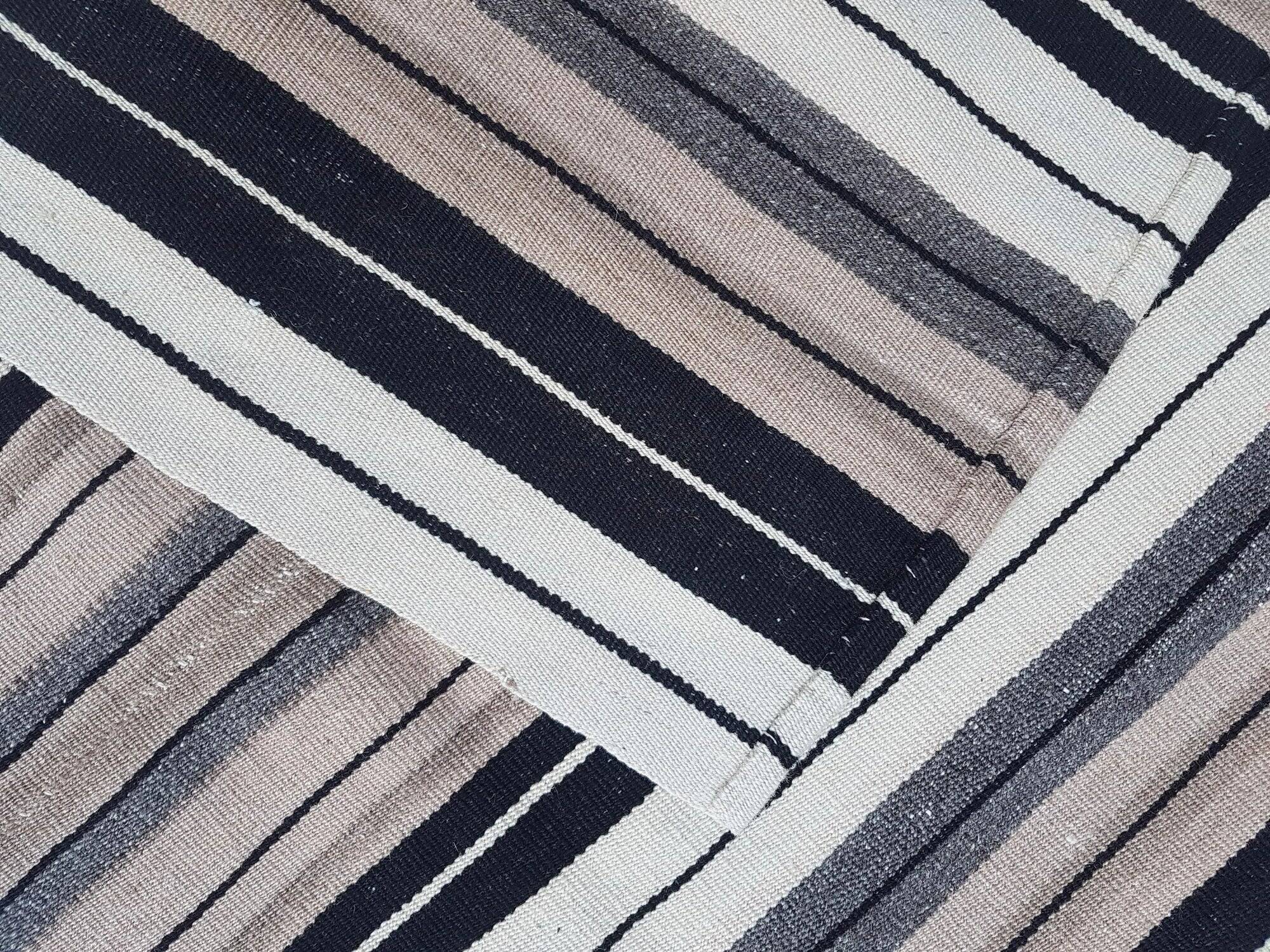 Kilim turc vintage tissé main 146x281 cm