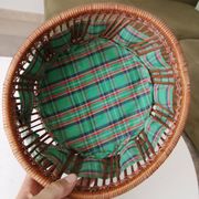 Panier vintage rotin et osier tissu écossais