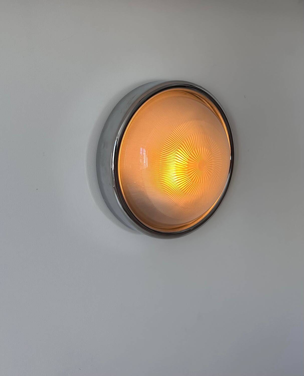 Modernist chrome and ribbed glass wall light, France 1970