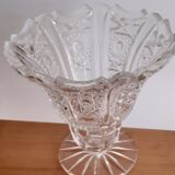 Sculpted glass vase