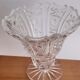 Vase en verre sculpté