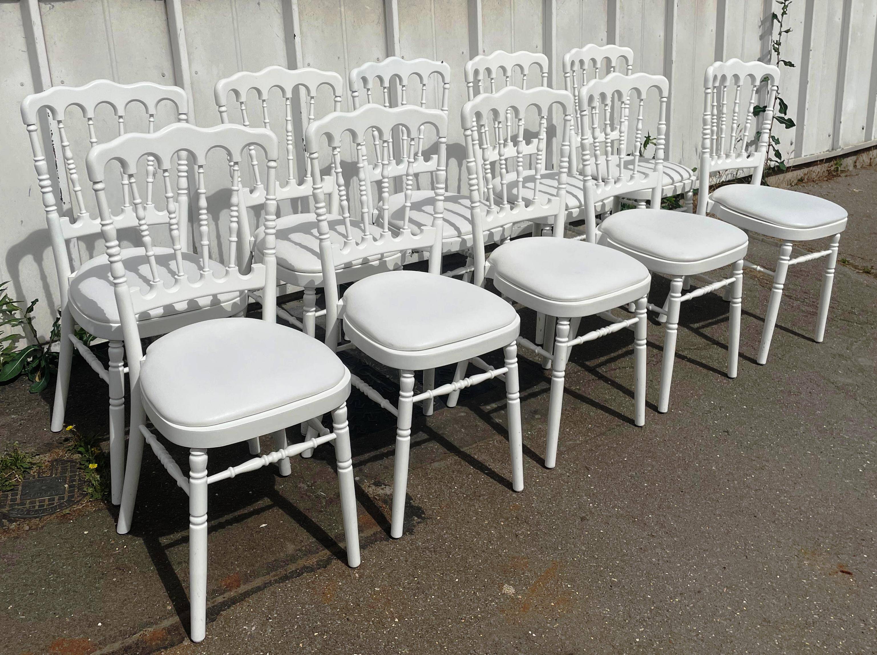 Suite de 10 chaises Napoléon III