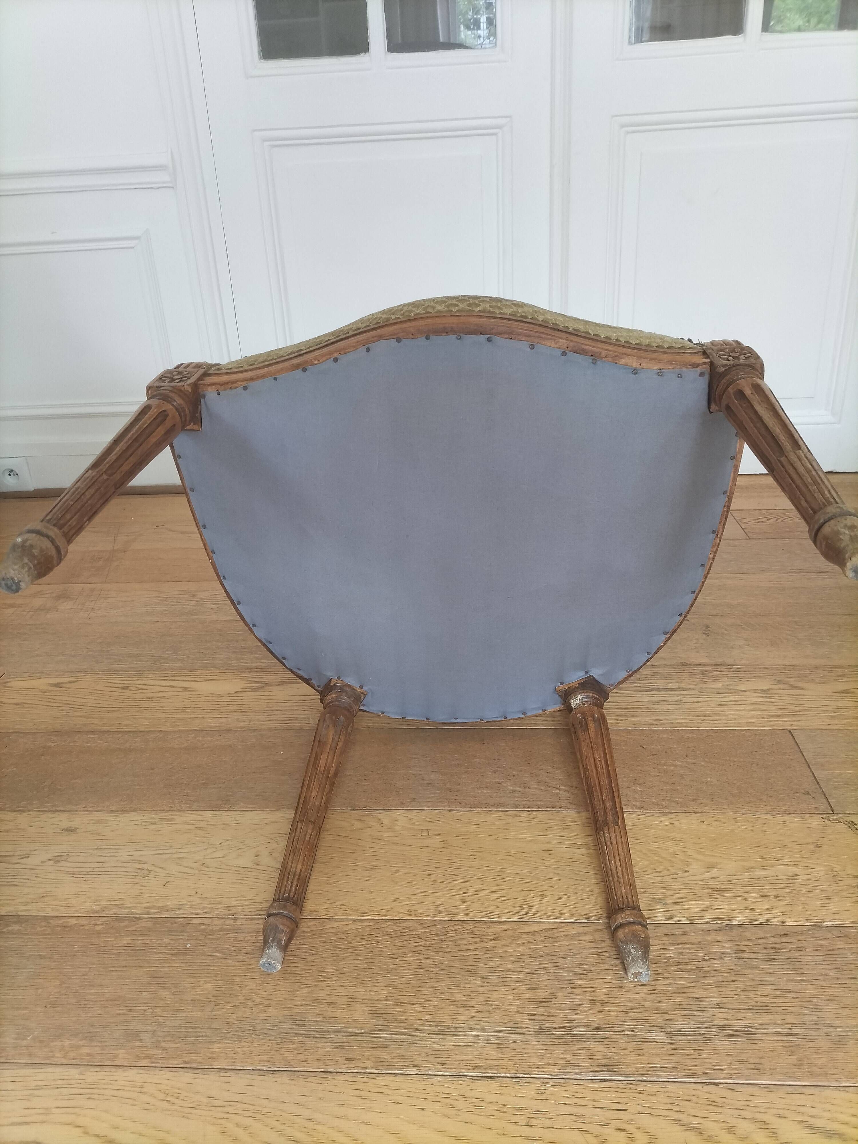 Fauteuils médaillon style Louis XVI