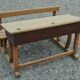 Bureau d'écolier en bois