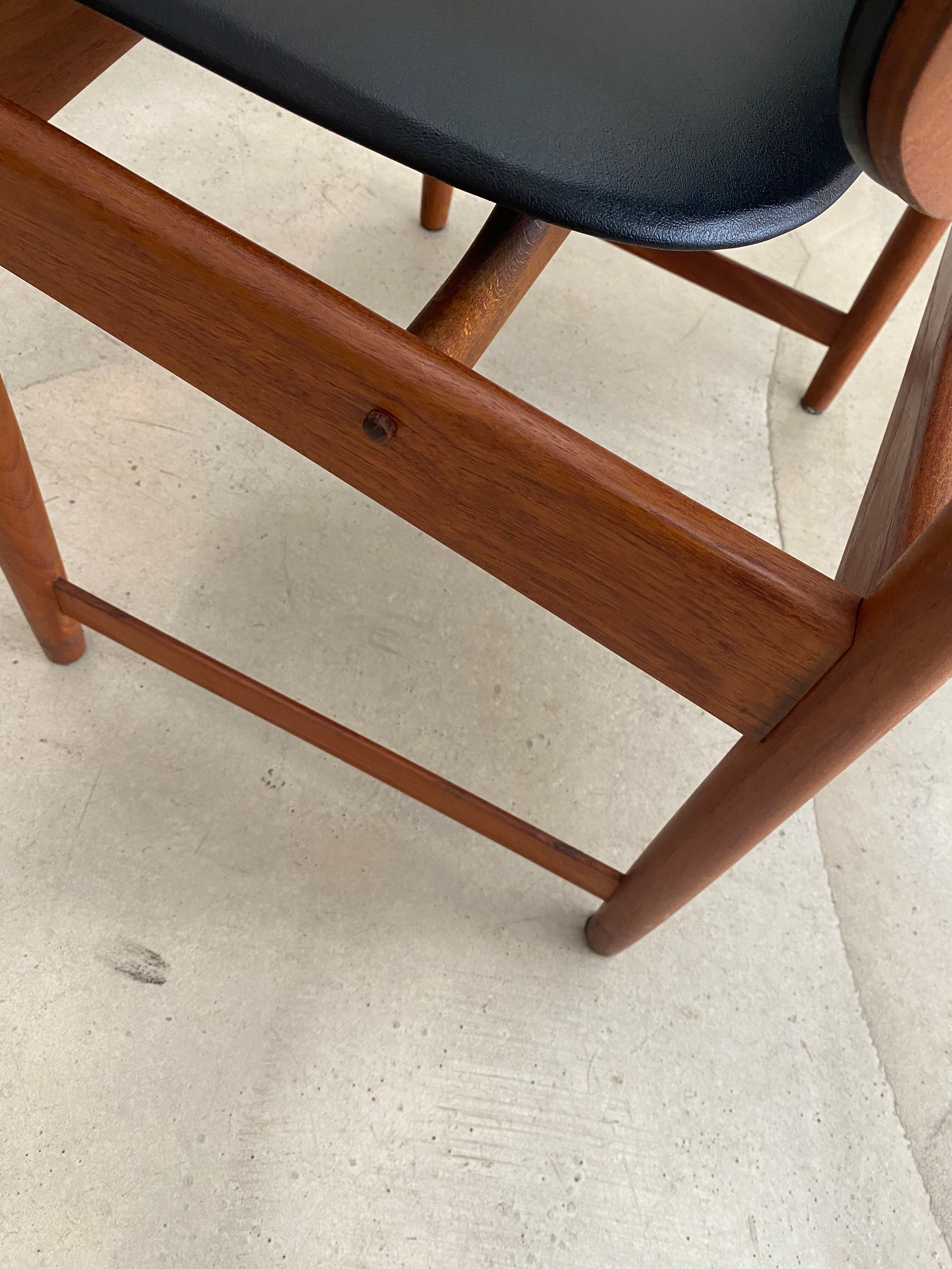 Armchair Arne Hovmand Olsen