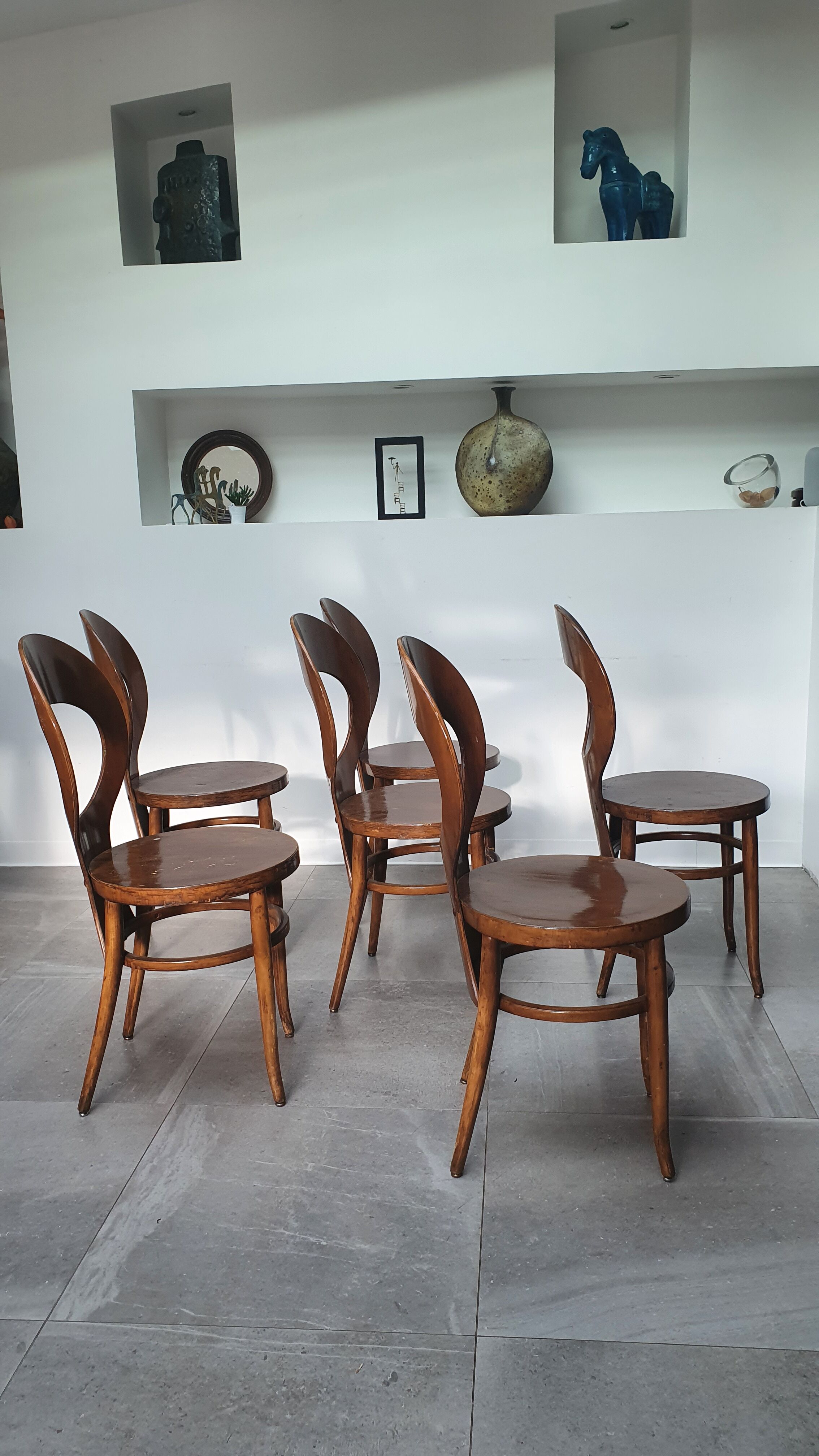 Ensemble table de ferme et 6 chaises Mouettes de Baumann