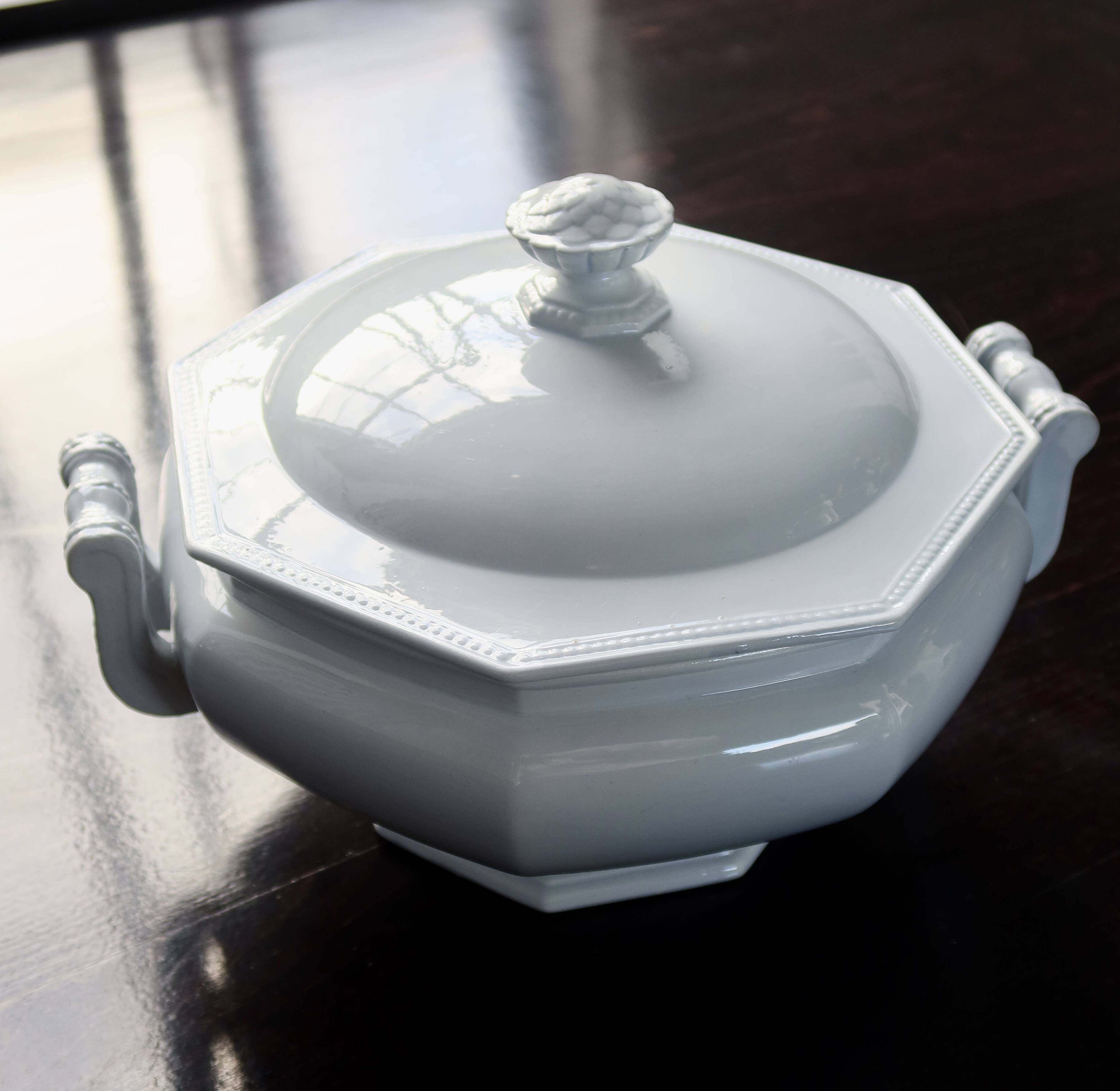 Antique Creil and Montereau earthenware tureen with blue pearl motif