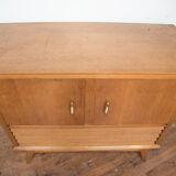 1950s vinyls dresser