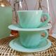 Vintage opaline jadeïte cups