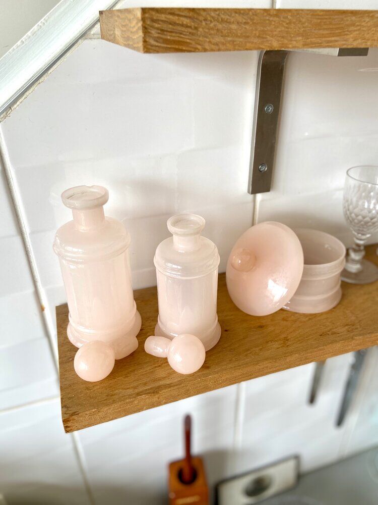 2 vials and 1 jar in powder pink opaline