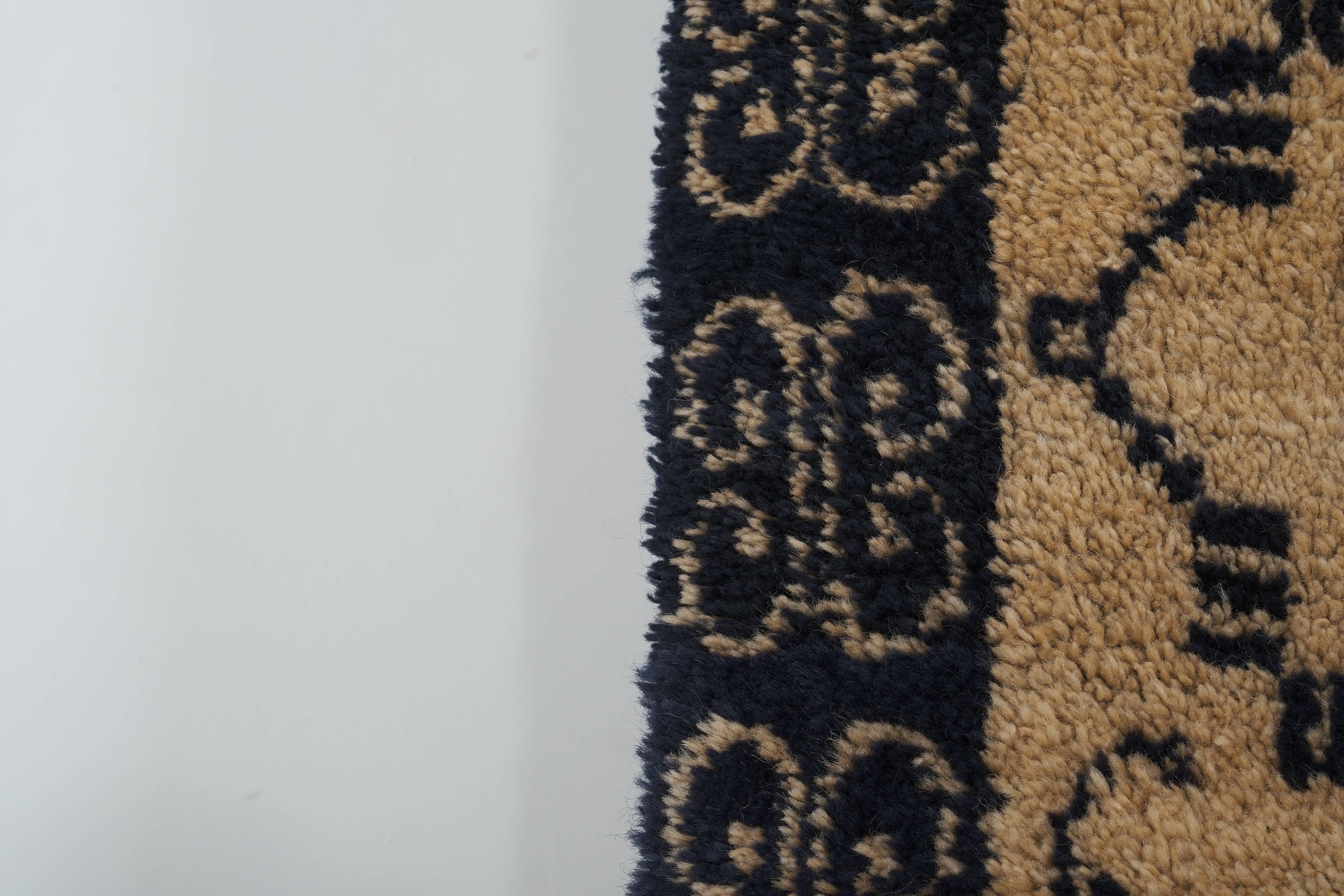 Vintage Turkish Oushak Rug Handwoven 114x193 cm