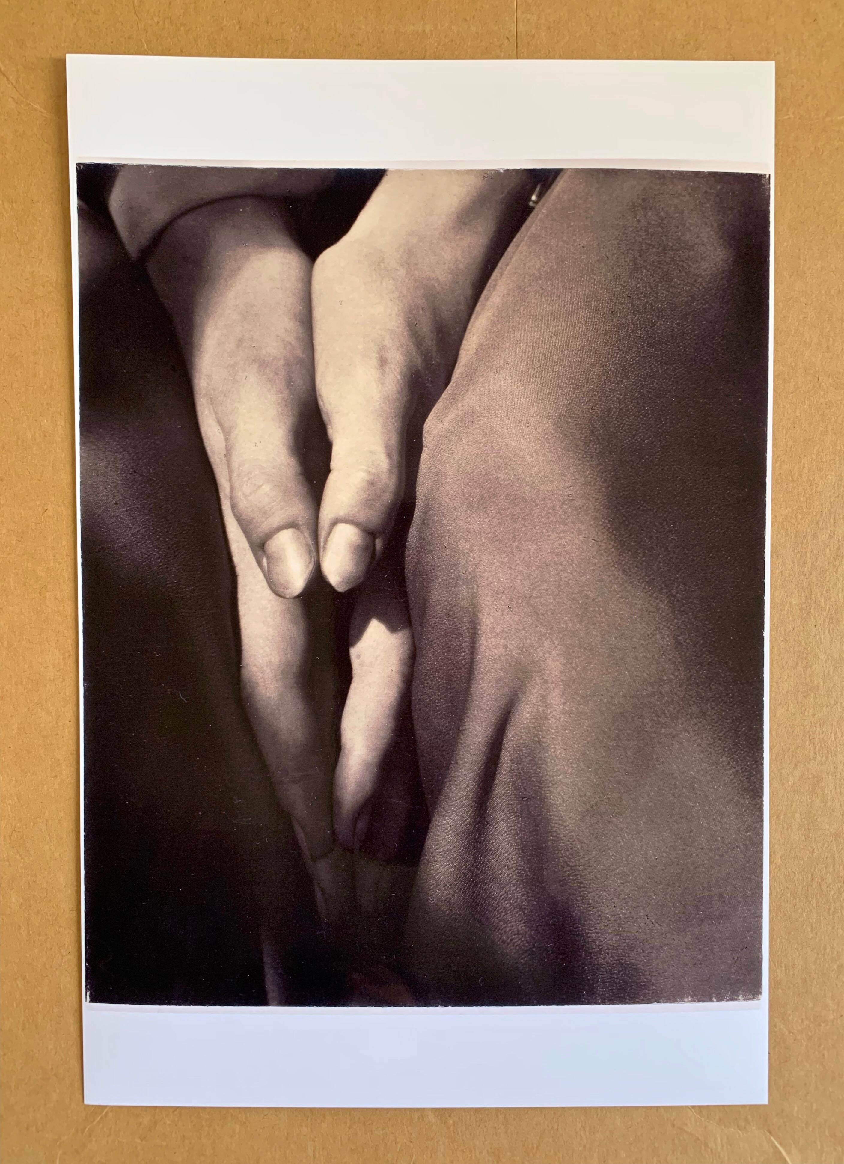 Vintage black and white art photo – Timeless elegance