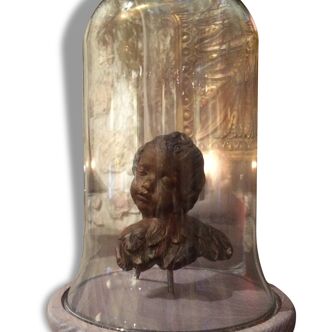 Ancien buste d'ange stuc dans son globe en verre