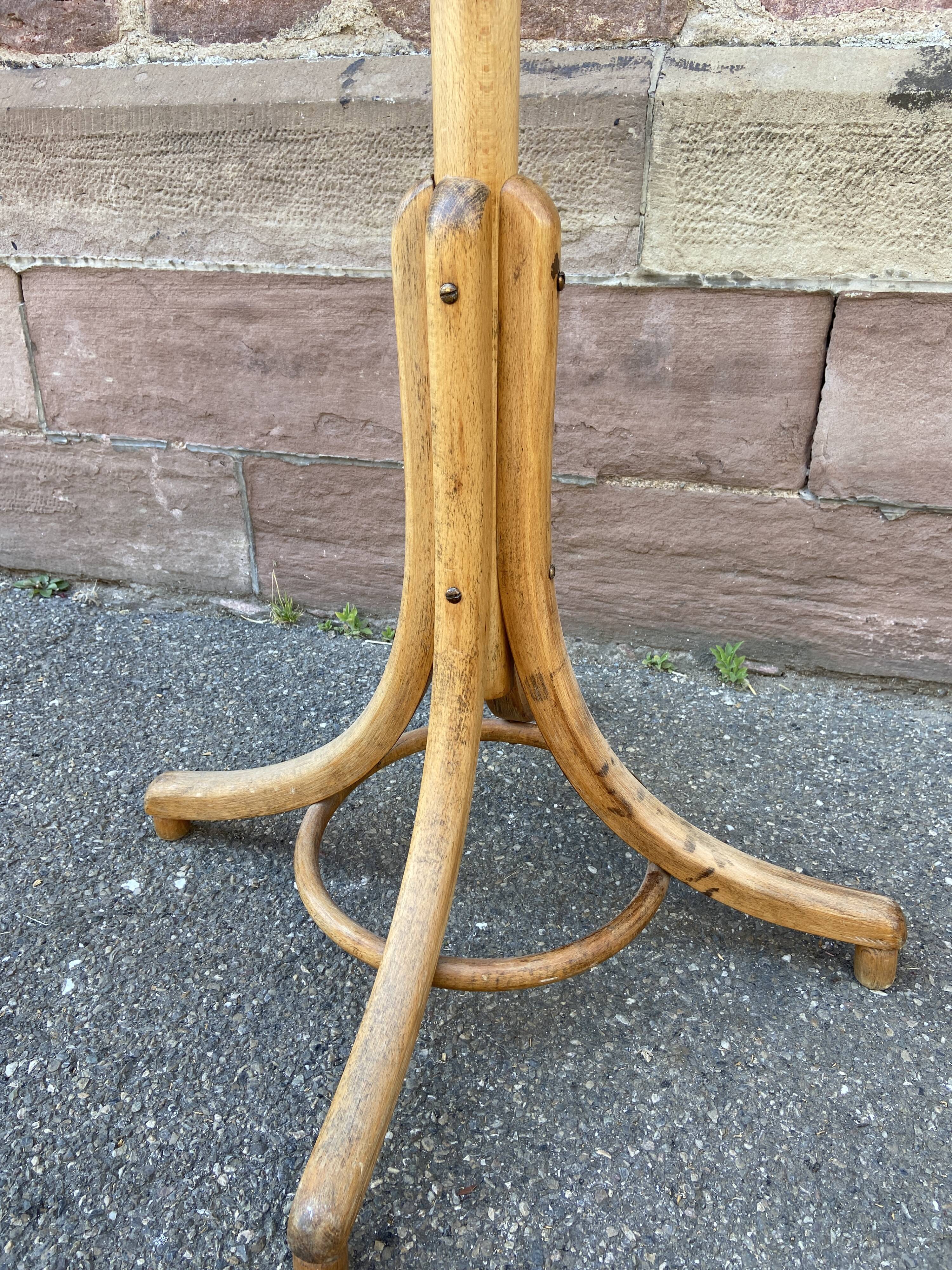 Coat rack on foot vintage parrot 1980 bentwood