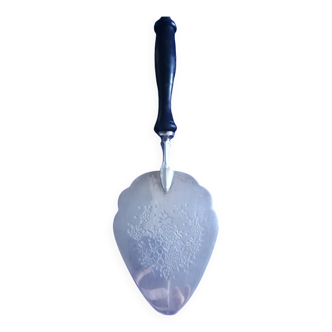 Silver metal cake shovel