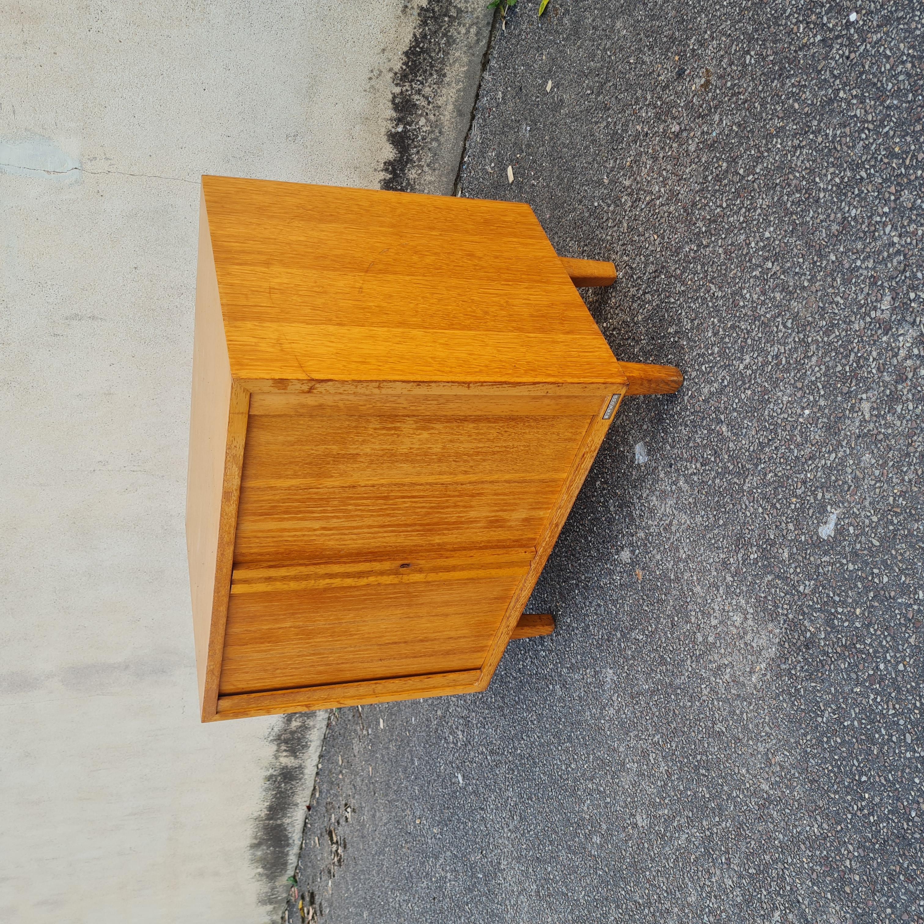 Burwood curtain buffet, 50s