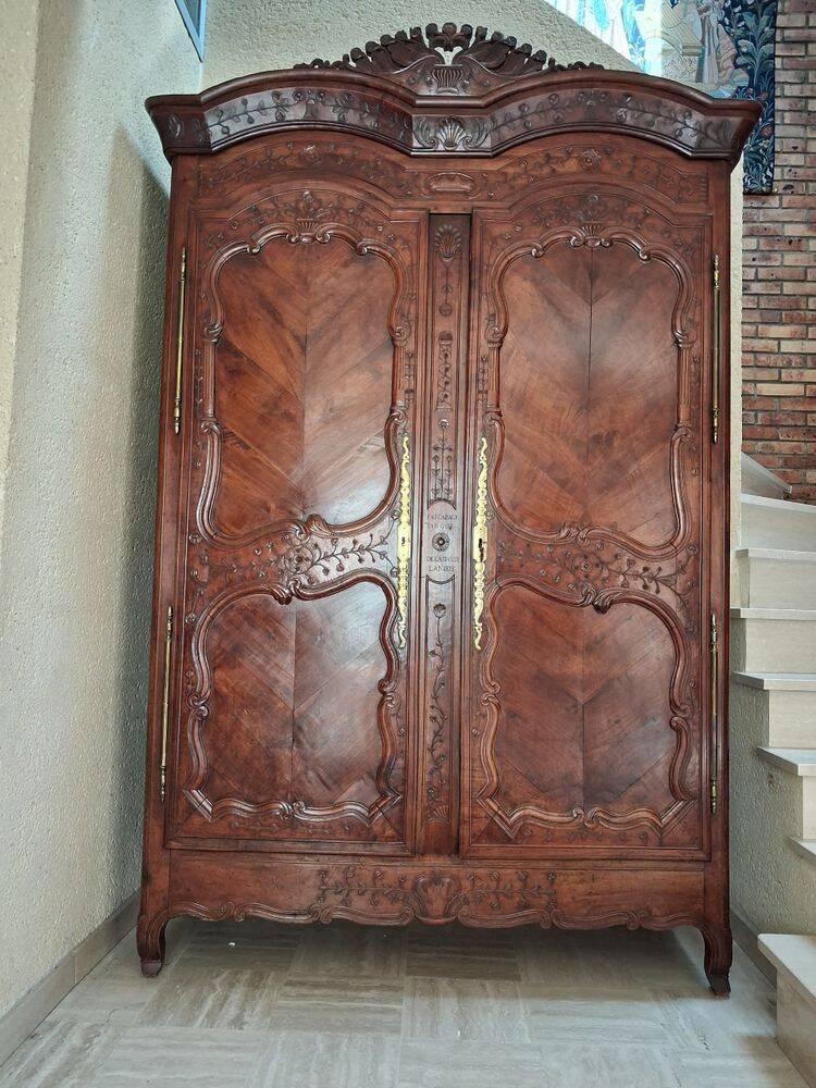 Rennes cabinet from 1858 signed
