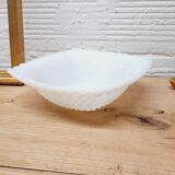 Empty white opaline pocket