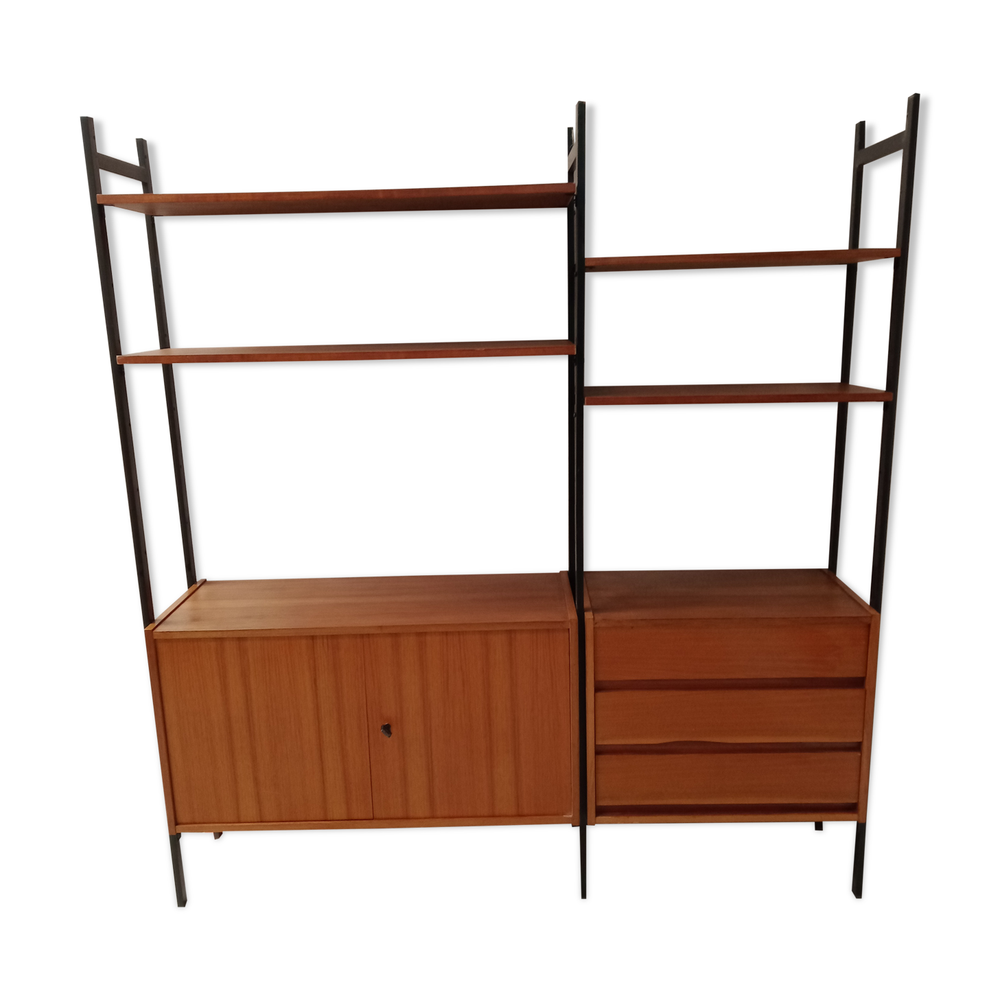Wall shelf system