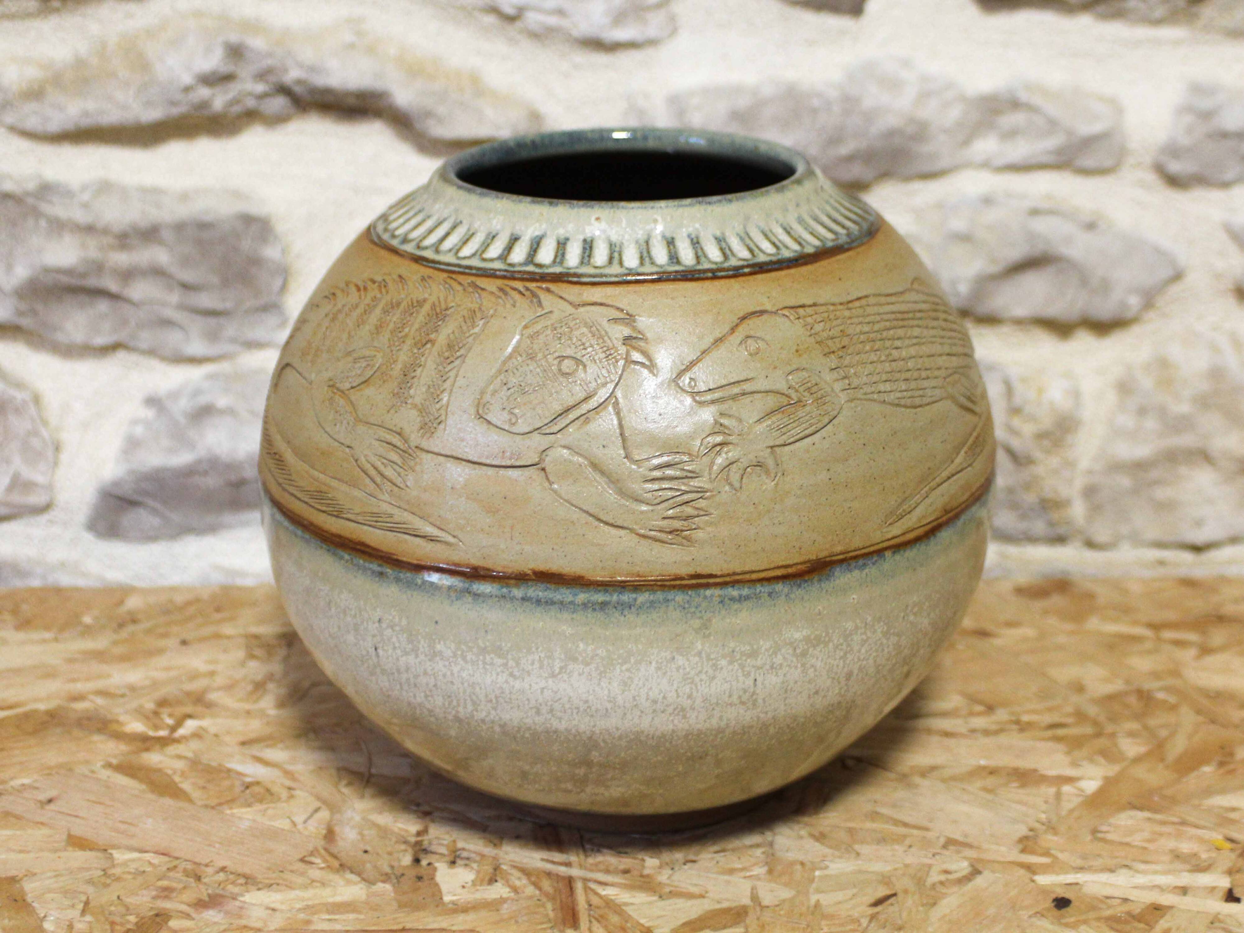 Ceramic vase with reptiles - Balazuc