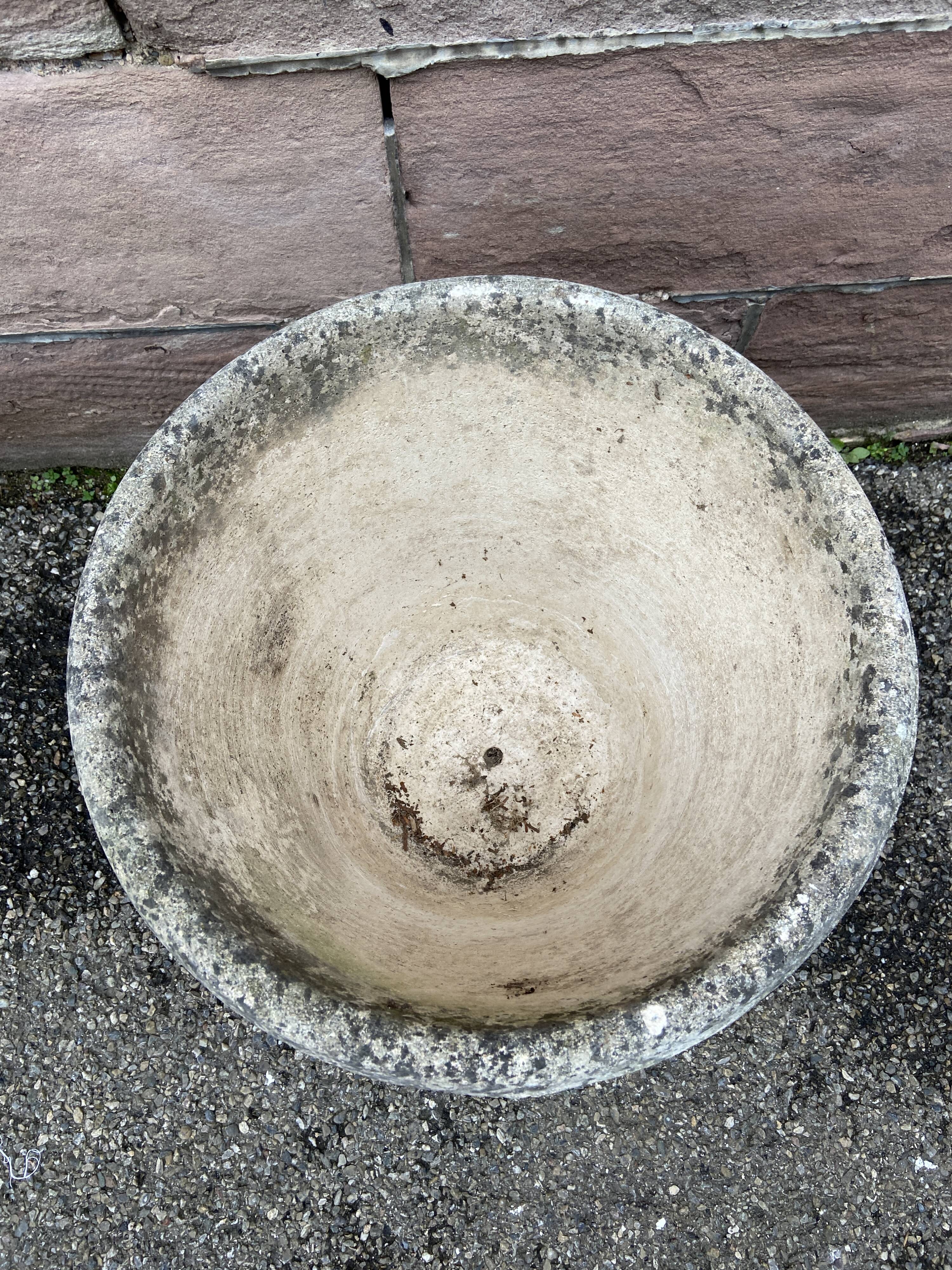 Reconstituted stone planter
