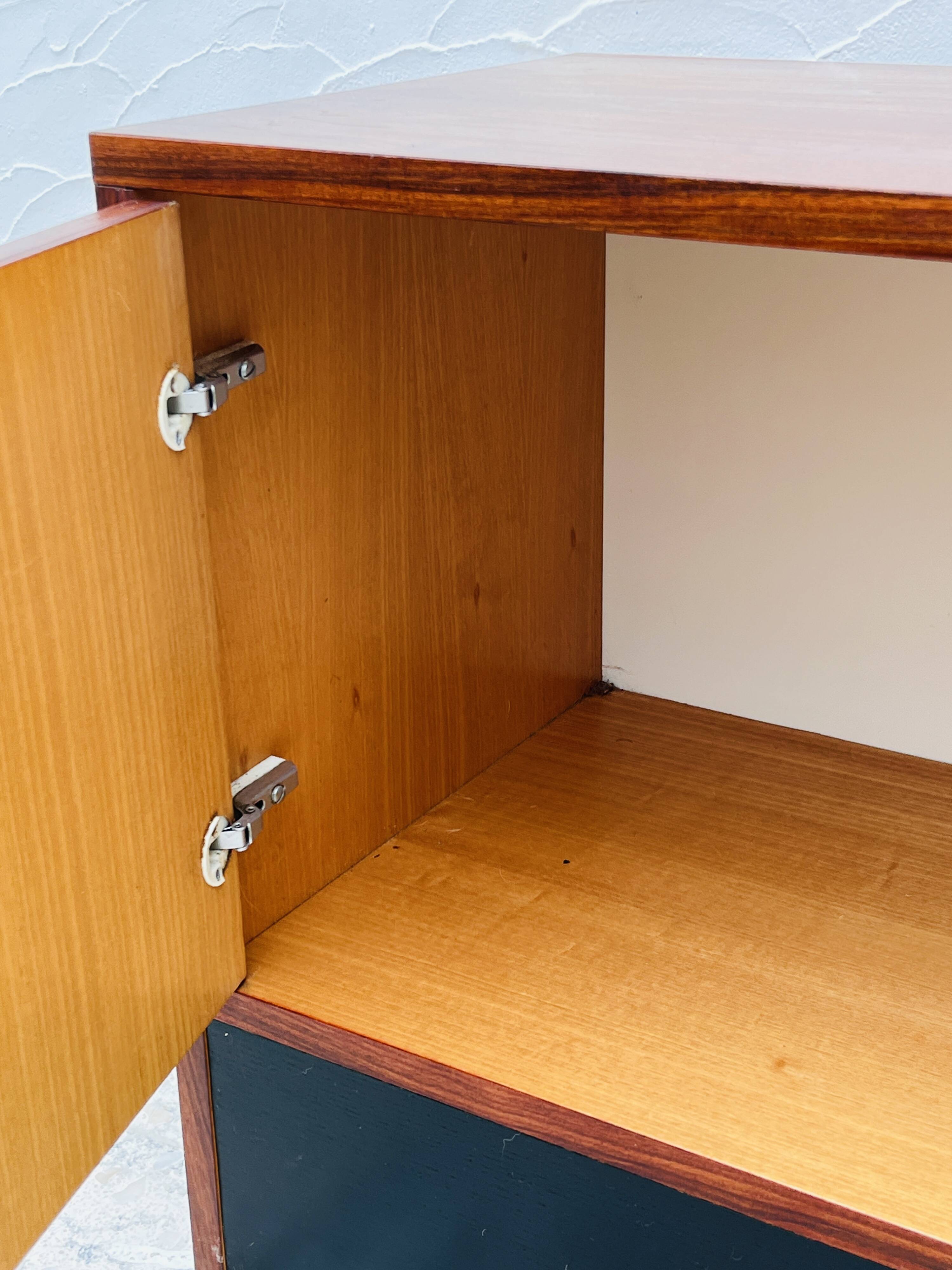 Table de nuit en palisandre