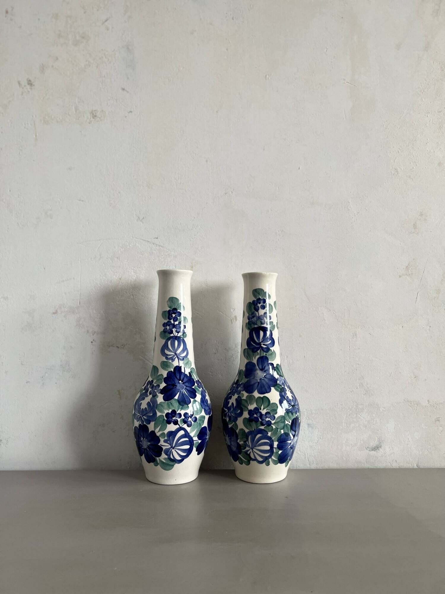 Lot of large Polish ceramic vases with hand-painted blue floral decoration