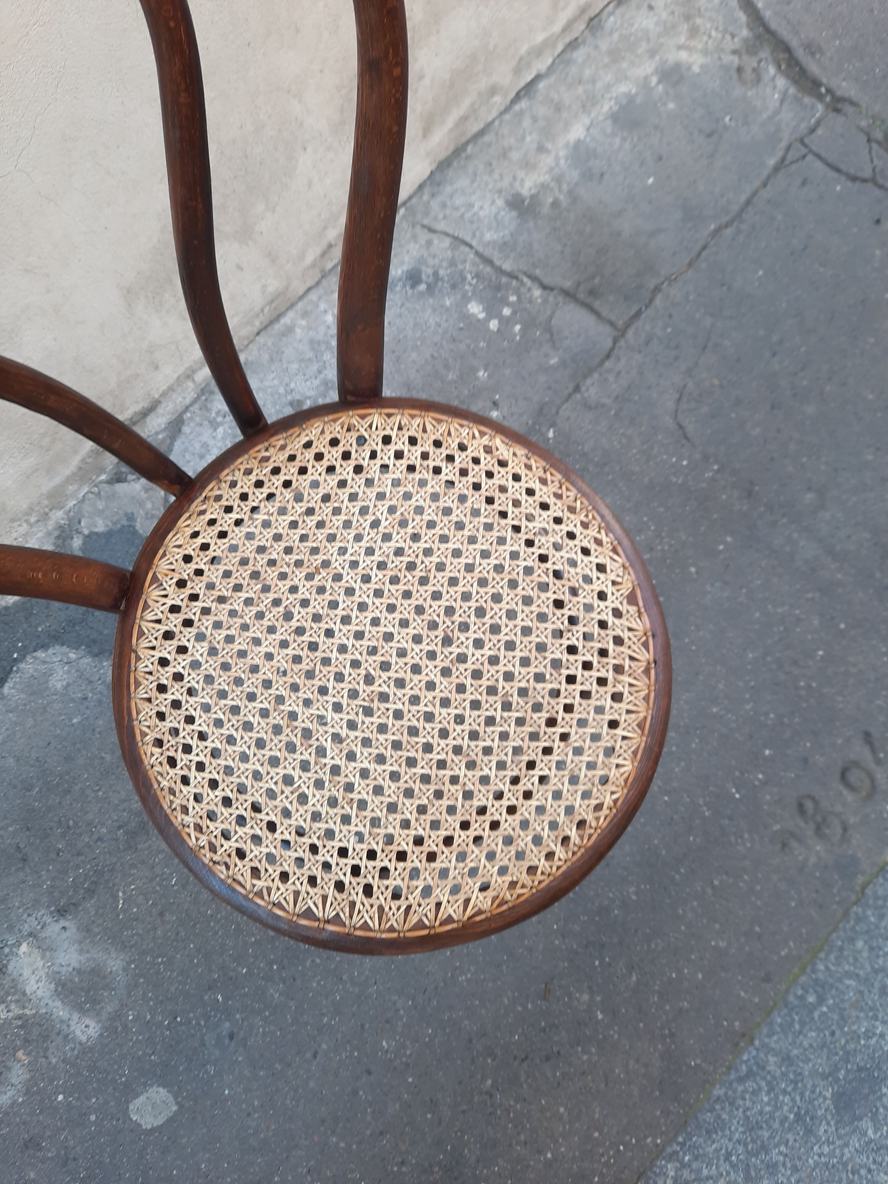 Bistro chair