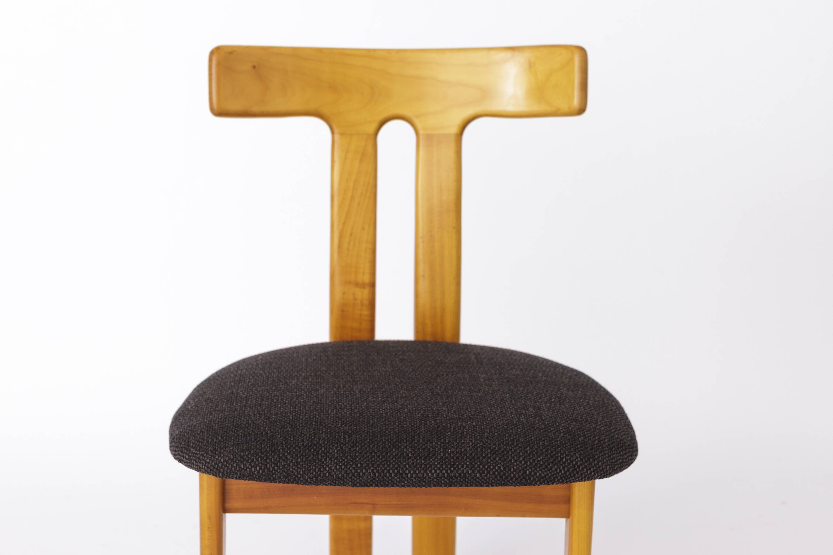 Set of 6 Danish 'T' shaped chairs – 1960s Mid-Century Modern Design