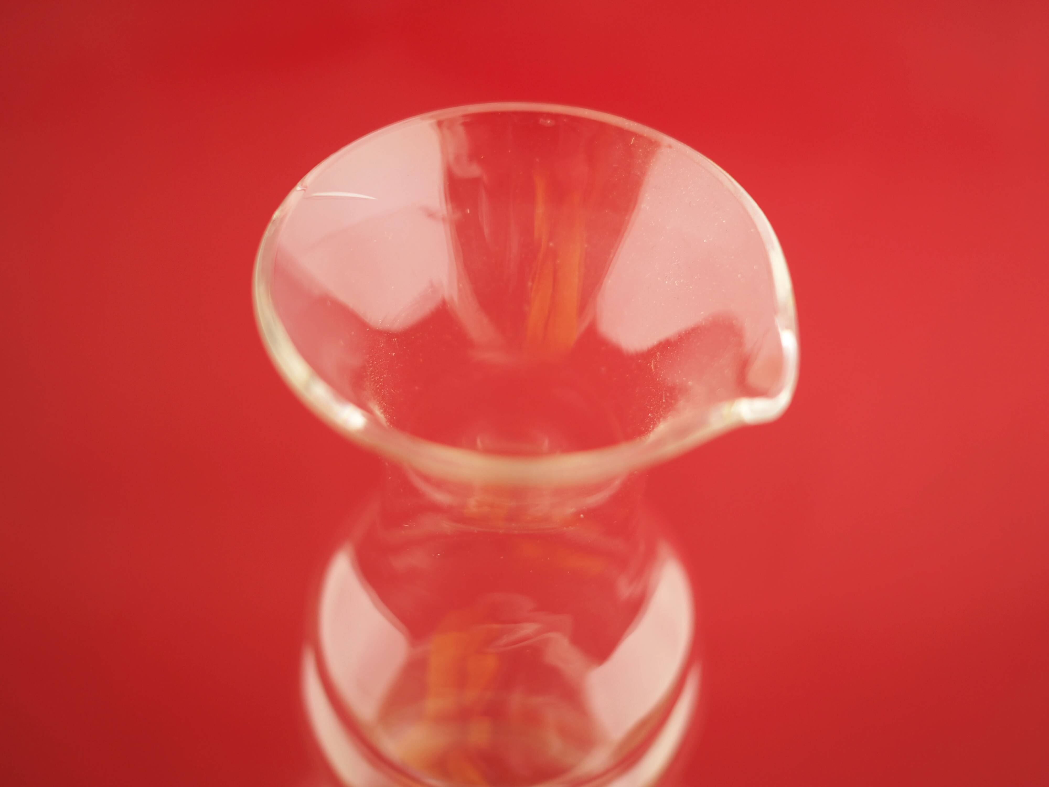 Carafe en verre, design danois, années 1970, production : Danemark