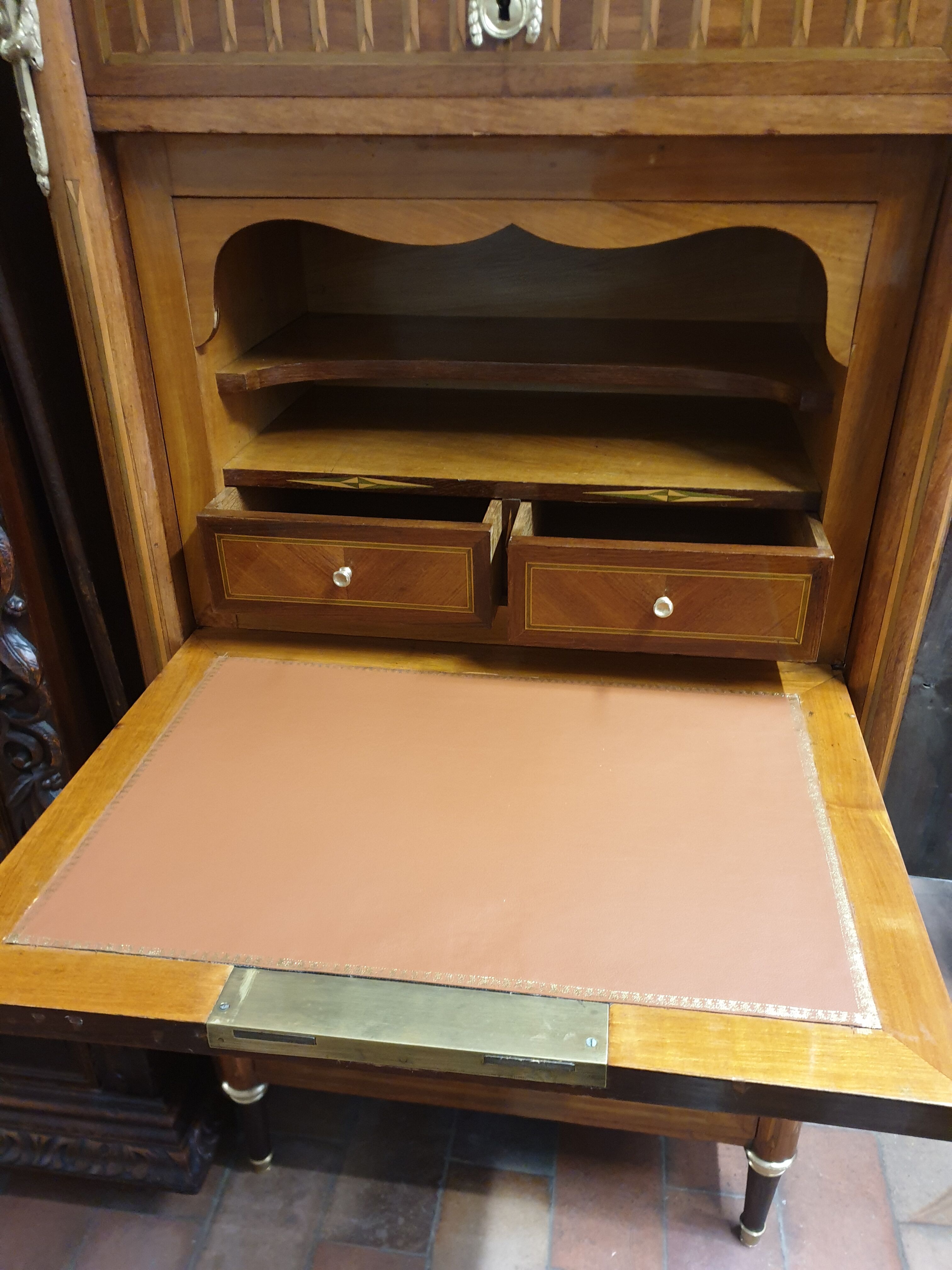 Writing desk marquetry Louis XVI