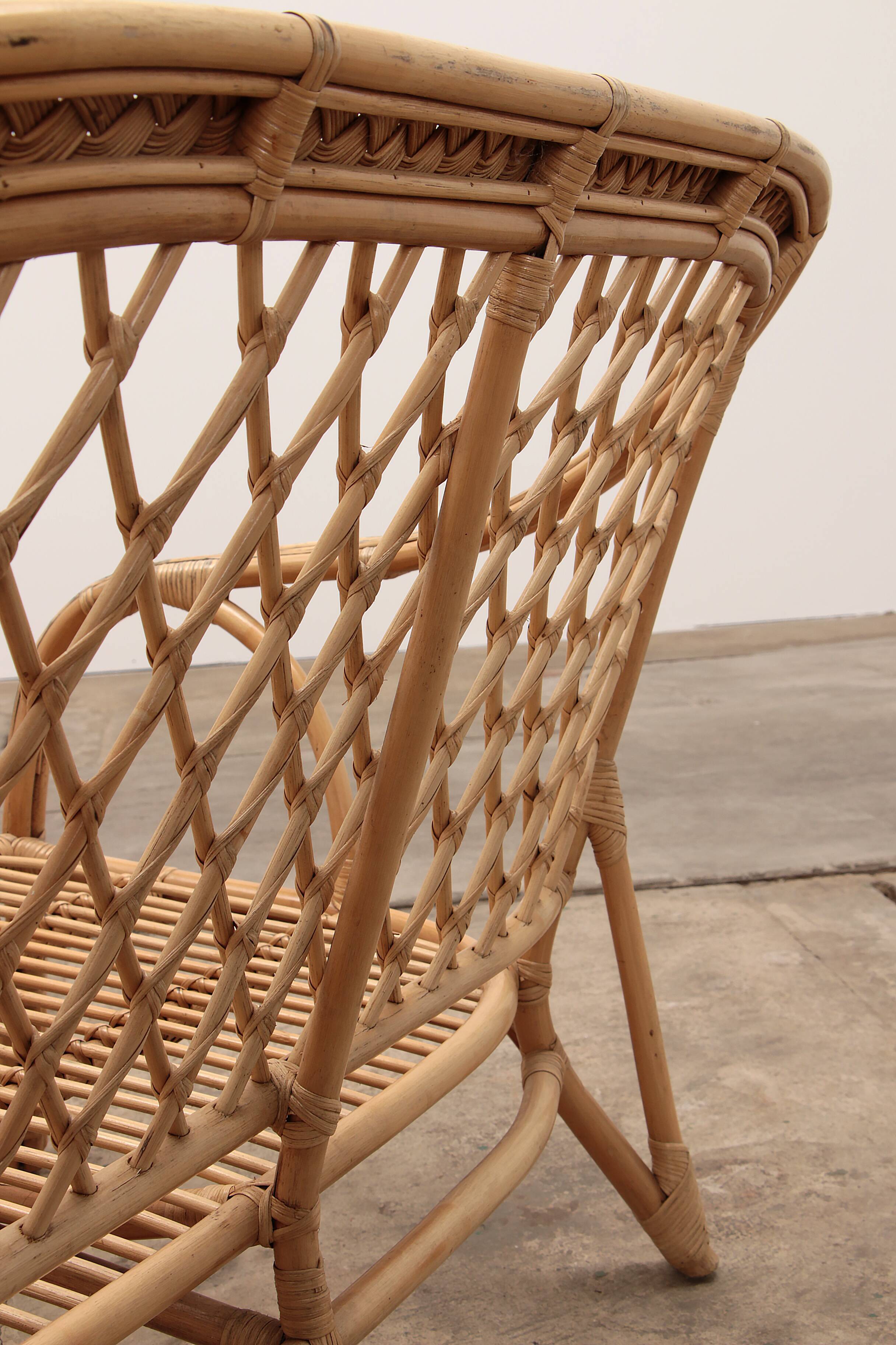 French Bohemian sofa made of bamboo from the 1960s.