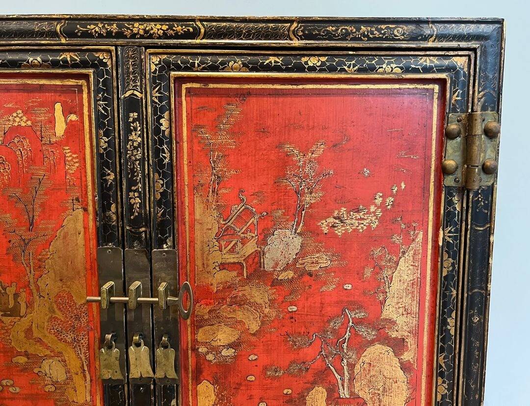 Lacquered Cabinet with Chinese Decorations, France, Art Deco, circa 1940