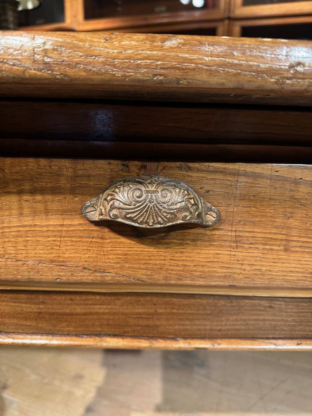 French antique writing table