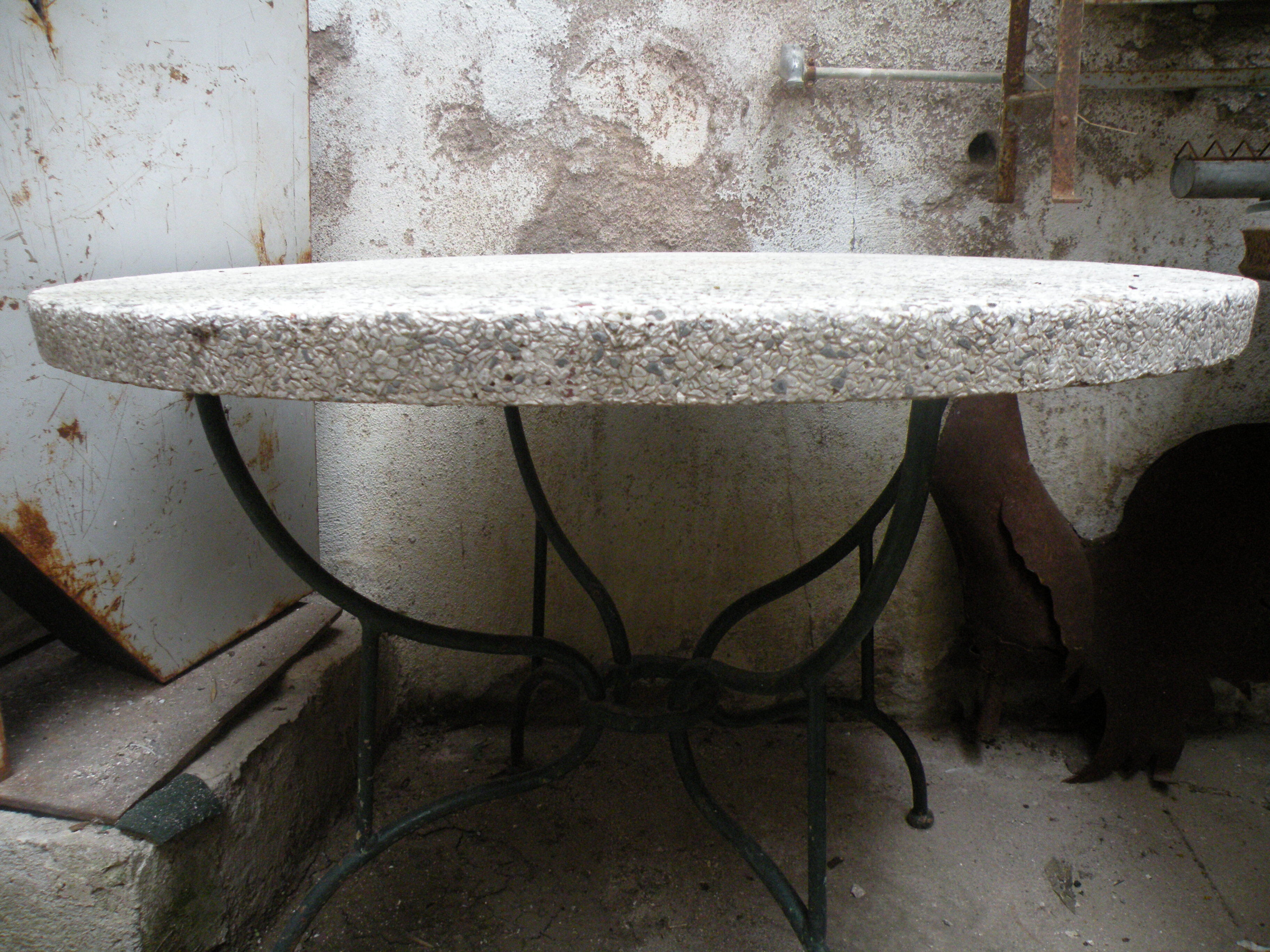 Outdoor round table, garden year 1950