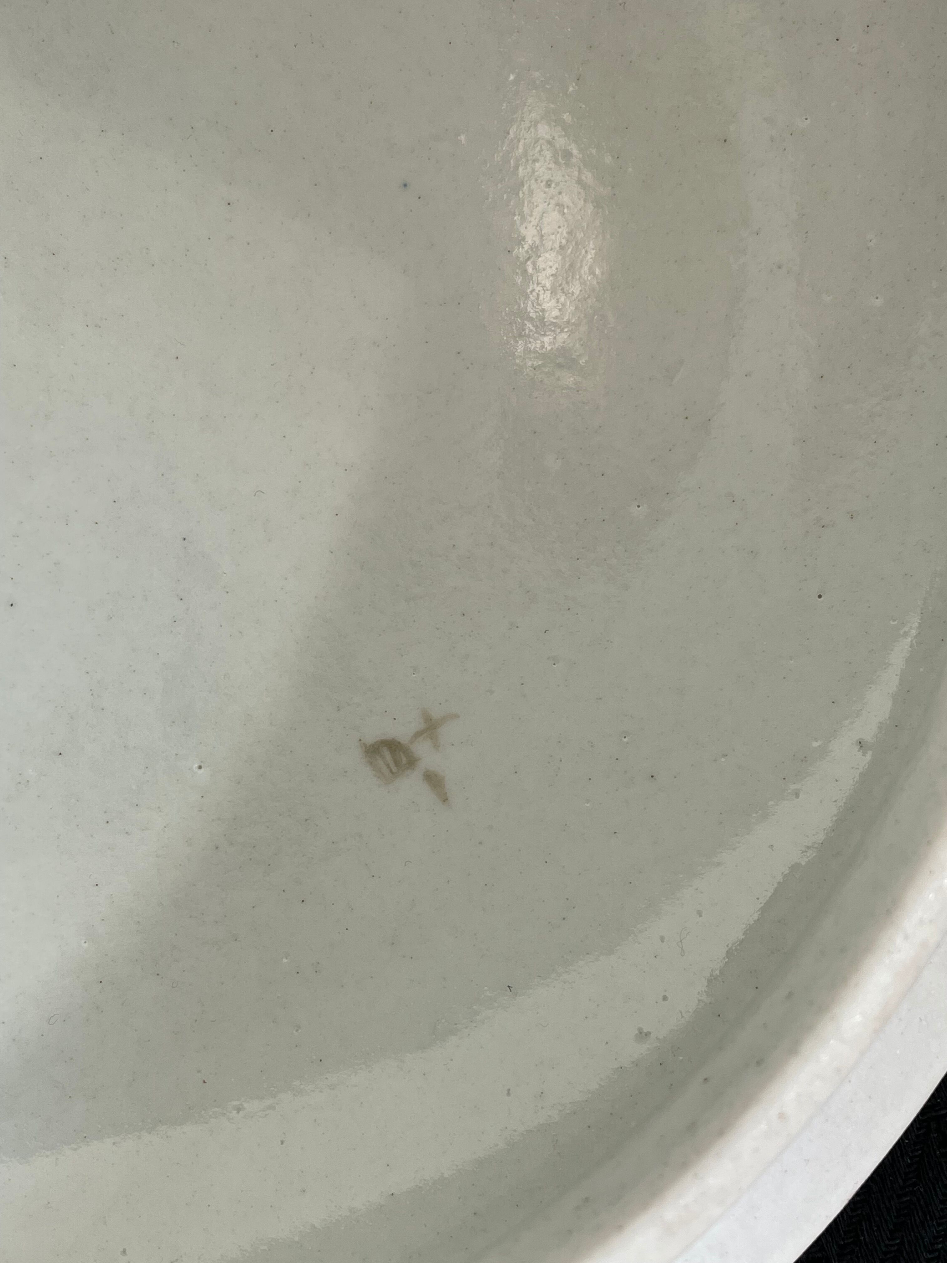 Chinese pot-cover - red - Chinese decoration of plants and flowers - China