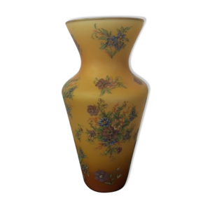 vase en opaline décor
