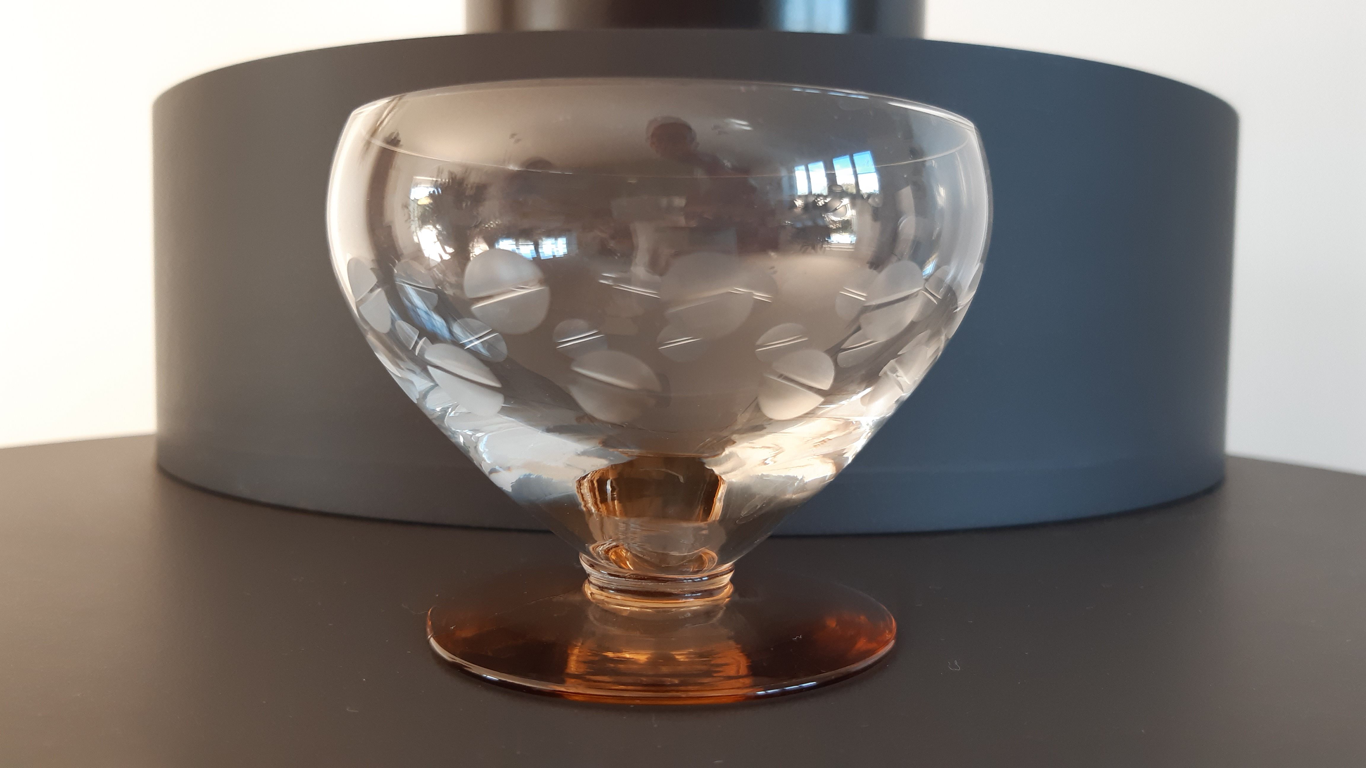 Set of 5 champagne glasses with amber glass feet 50-60s