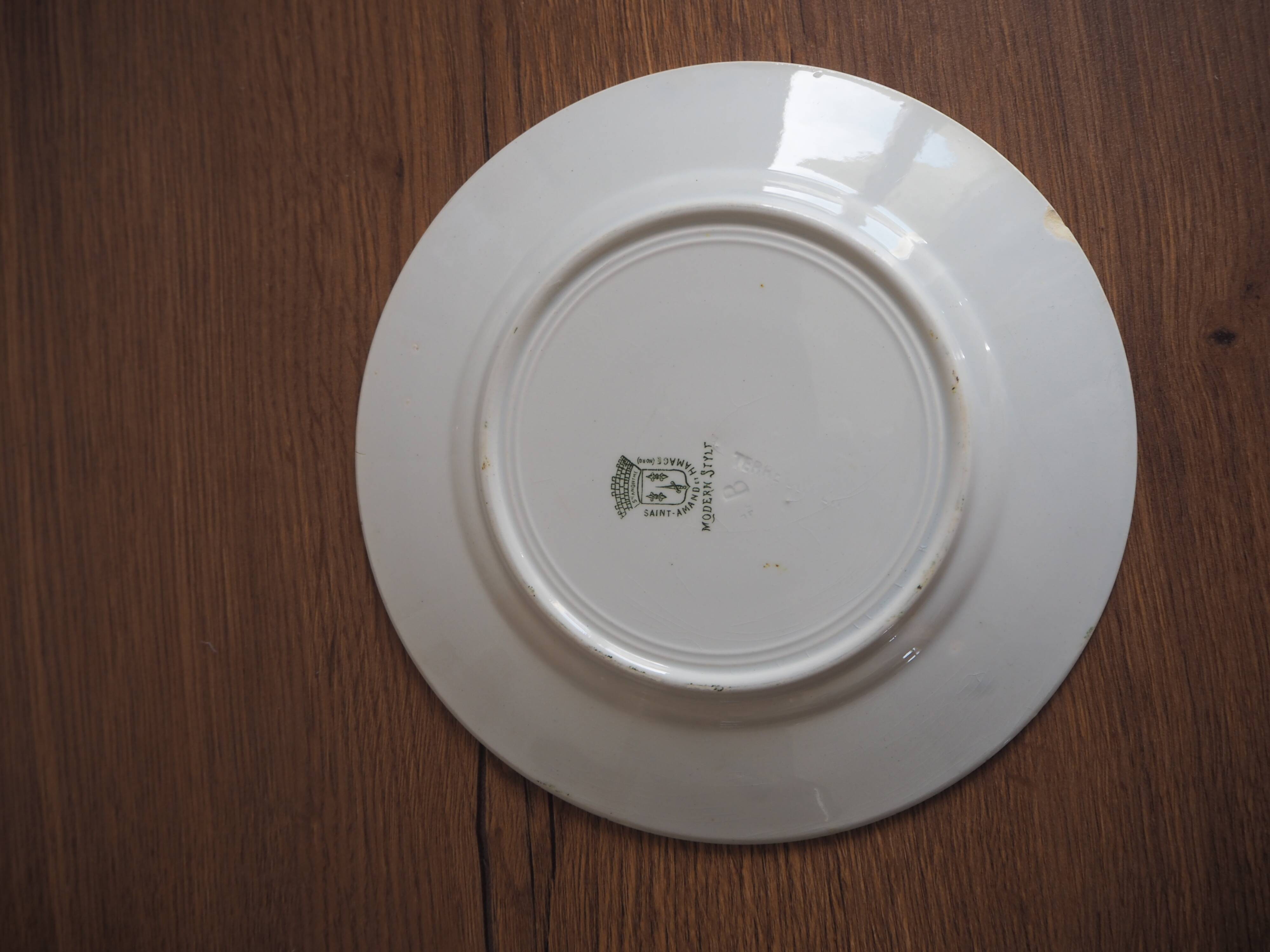 Assiette fleurie St Amand et Hamage